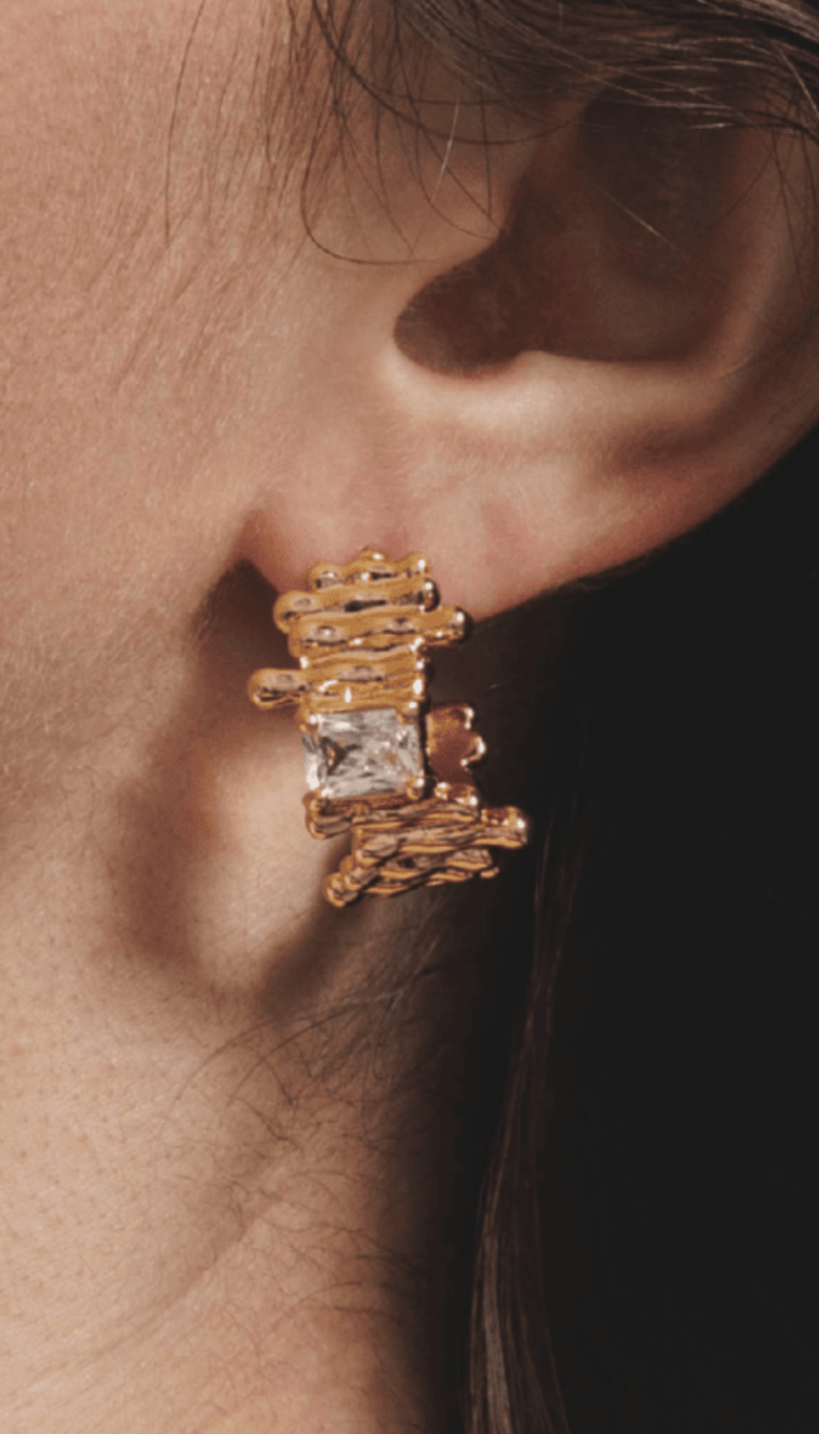Lara & Ela | Daisy Gold Earrings - Lara & Ela