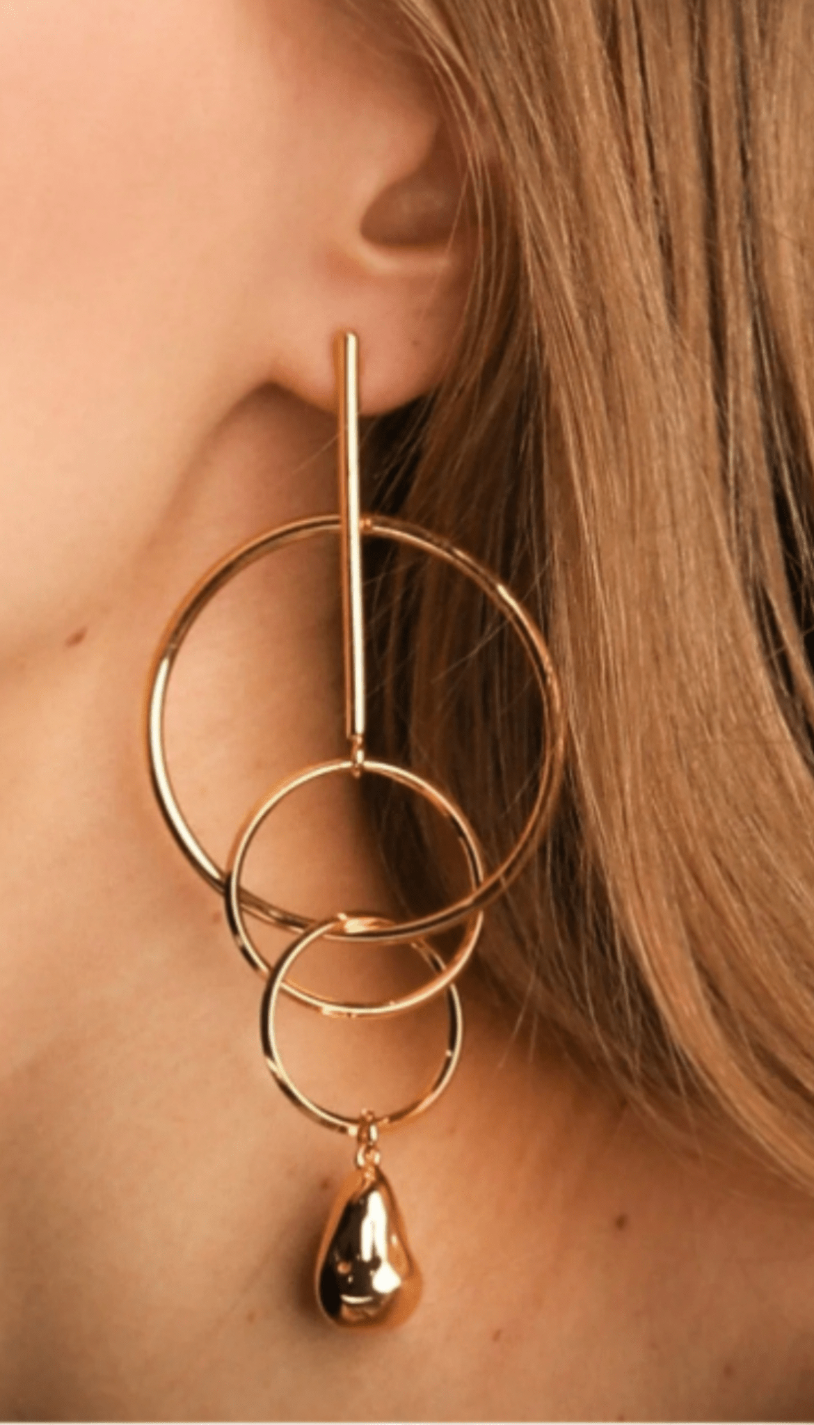 Lara & Ela | Anitta Gold Earrings - Lara & Ela