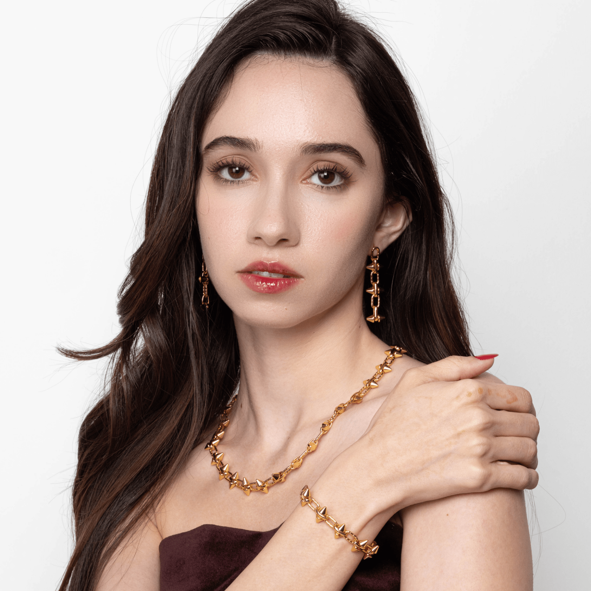 Lara & Ela | Madonna Gold Necklace - Lara & Ela
