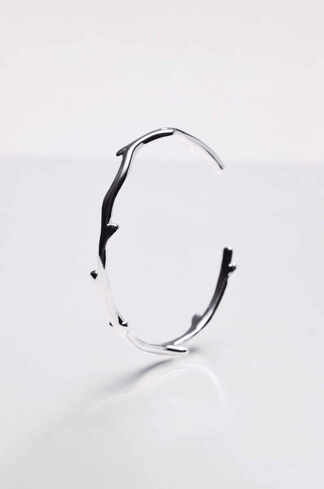 Lara & Ela | Head Over Heels Bangle - Lara & Ela
