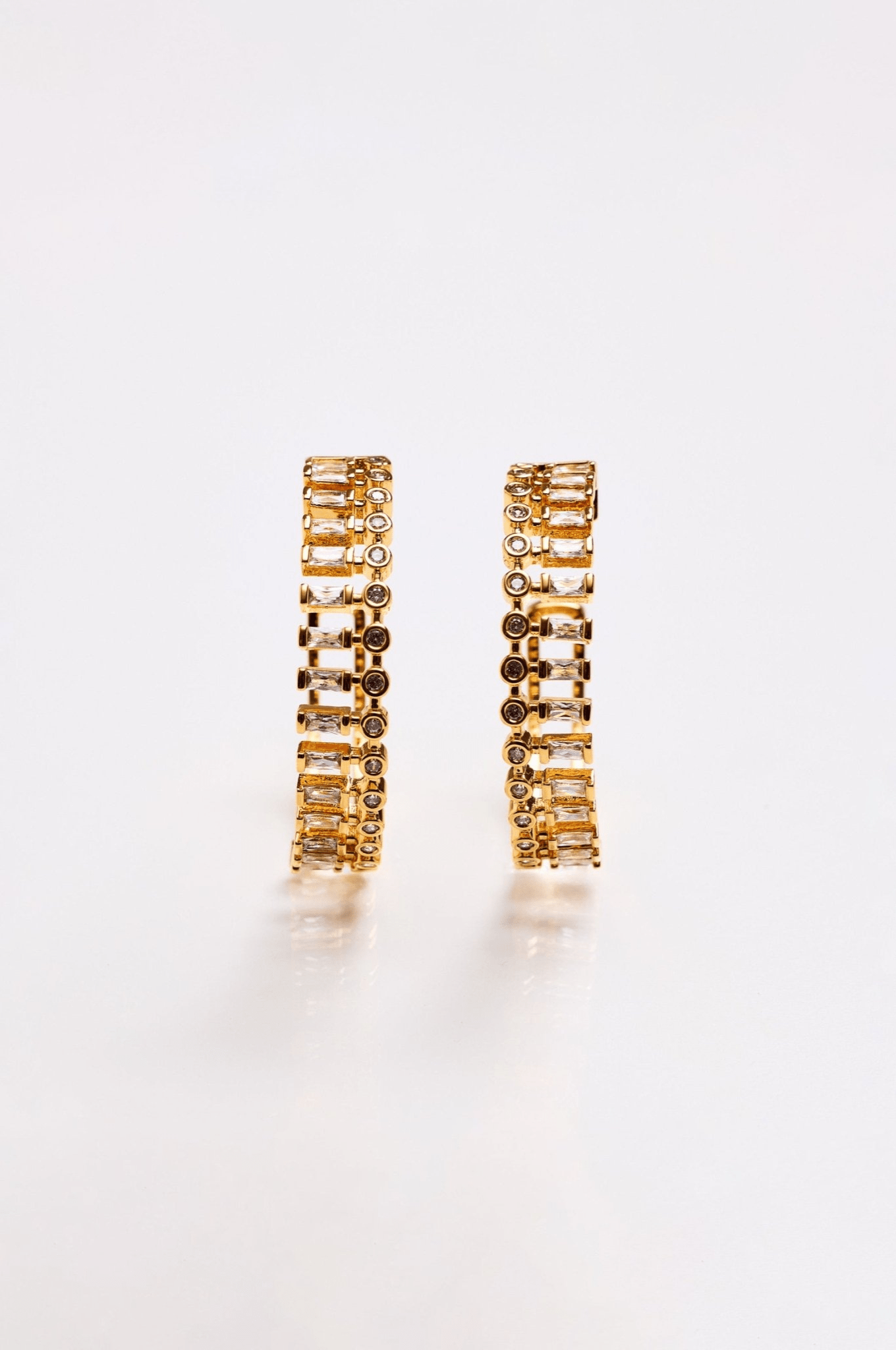 Lara & Ela | Bo Gold Earrings - Lara & Ela