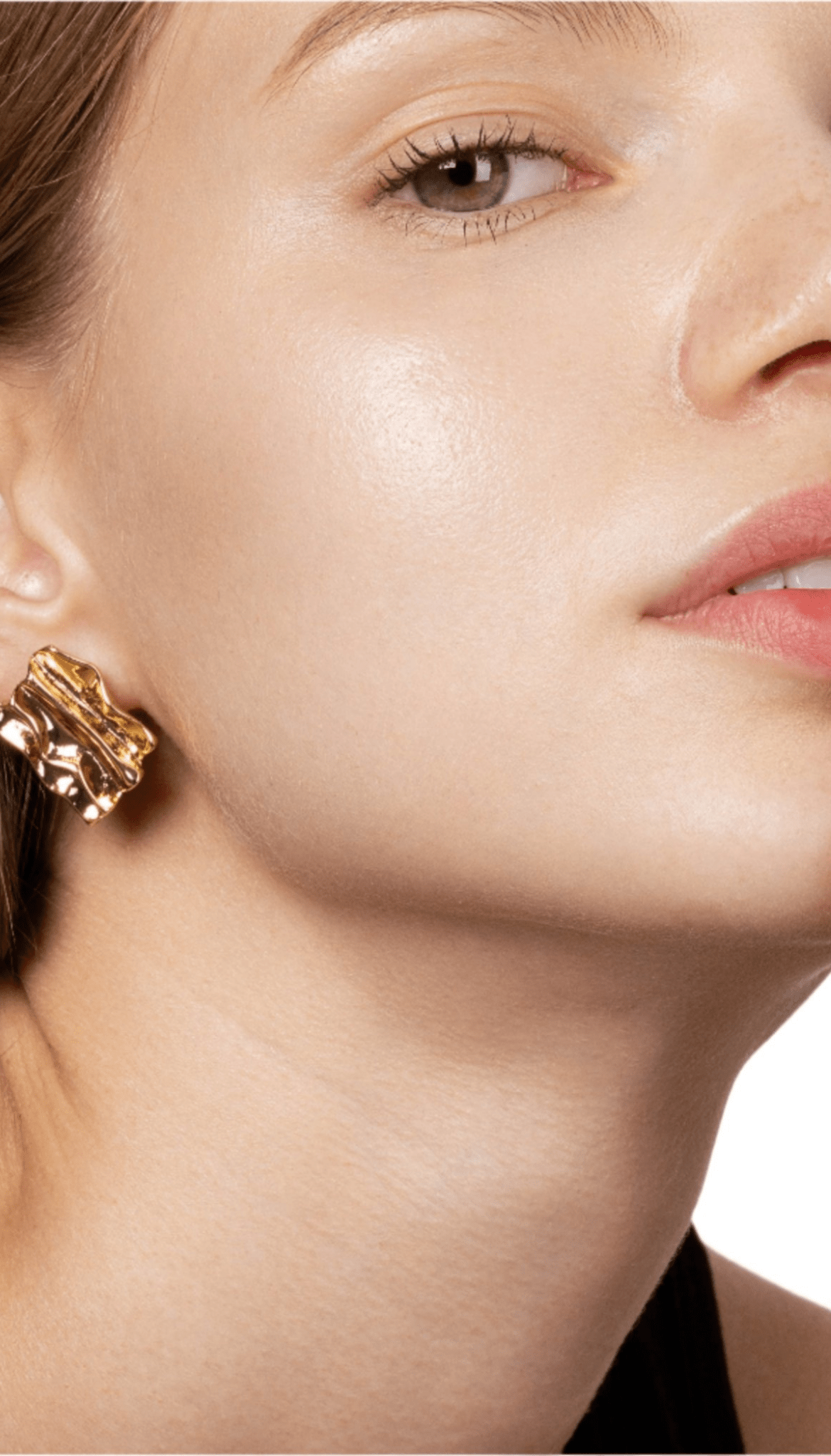 Lara & Ela | The Gilded Fold Gold Earrings - Lara & Ela