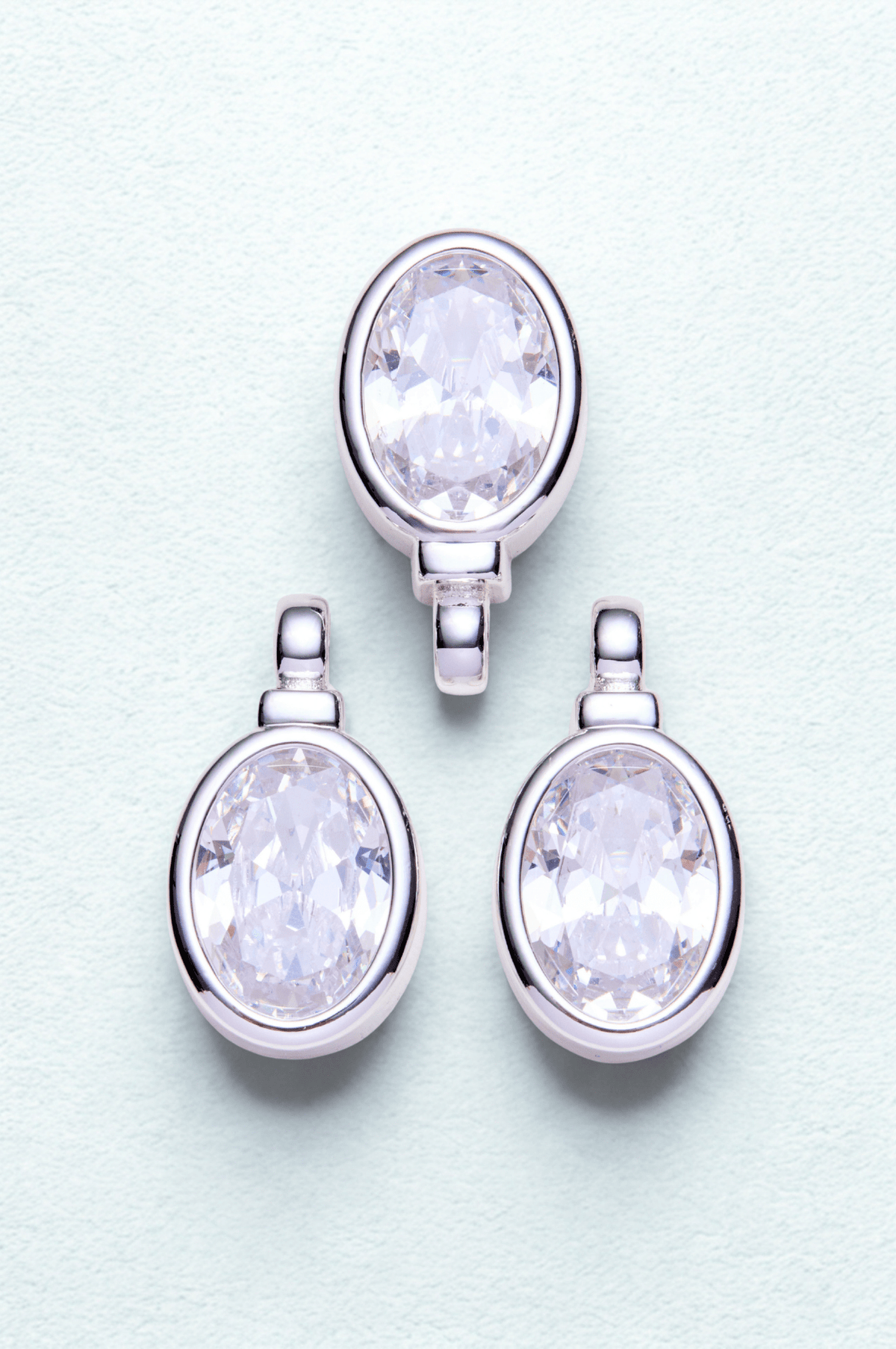 Lara & Ela | Goddess Choker Silver and Oval Pendant Silver