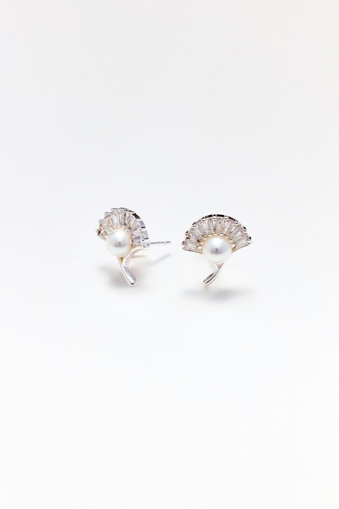 Lara & Ela | Lady Palm Earrings - Lara & Ela