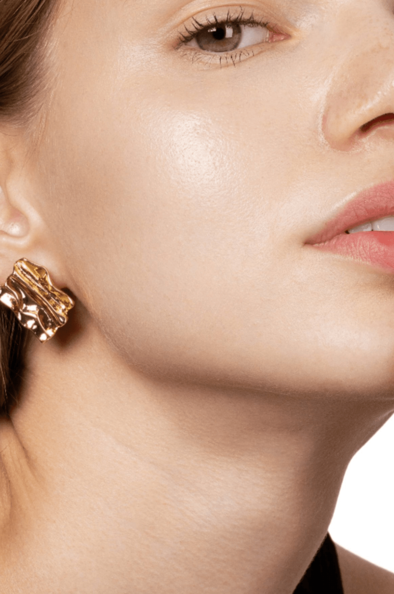 Lara & Ela | The Gilded Fold Gold Earrings - Lara & Ela