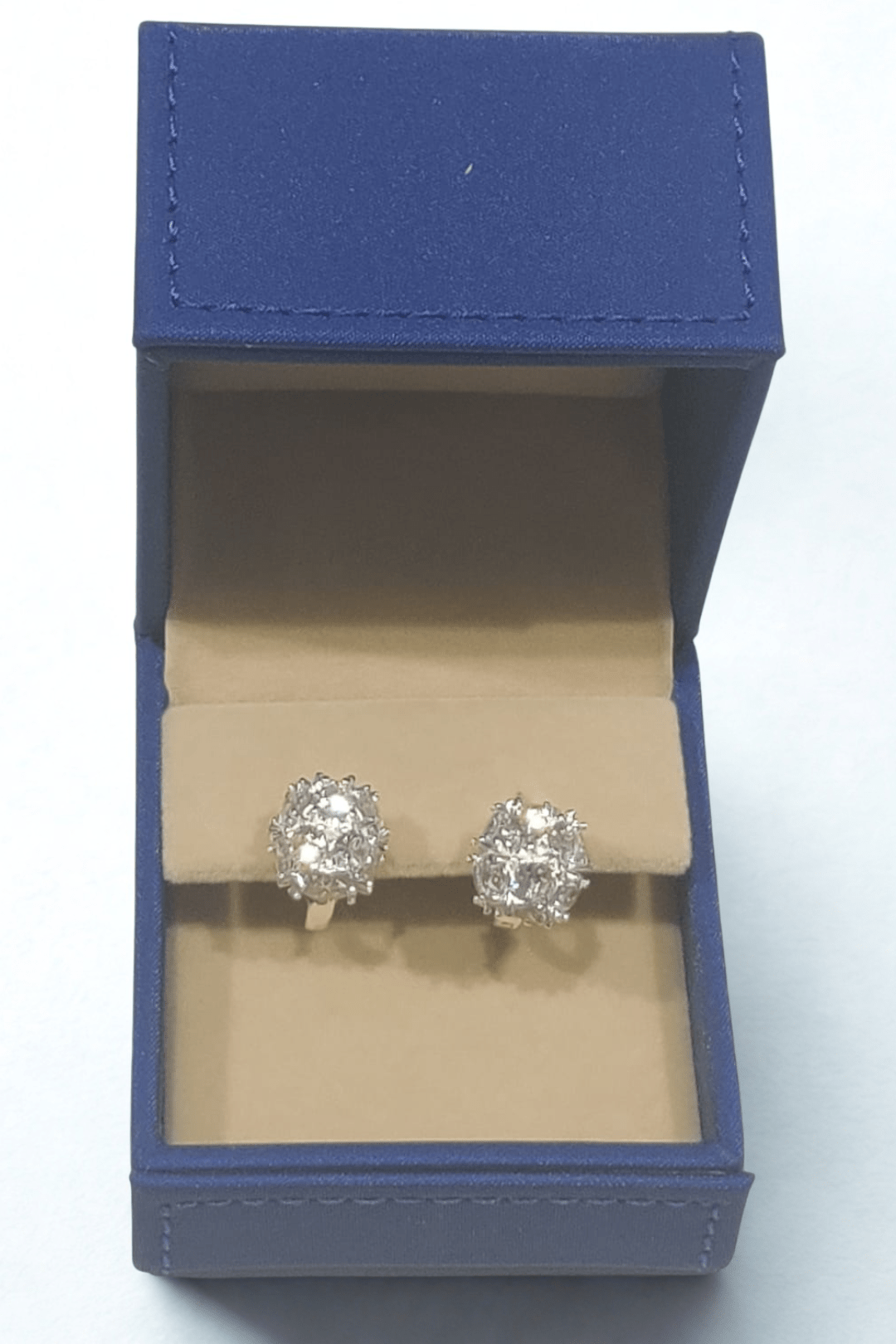 Lara & Ela | Friday I'm In Love Earrings - Lara & Ela