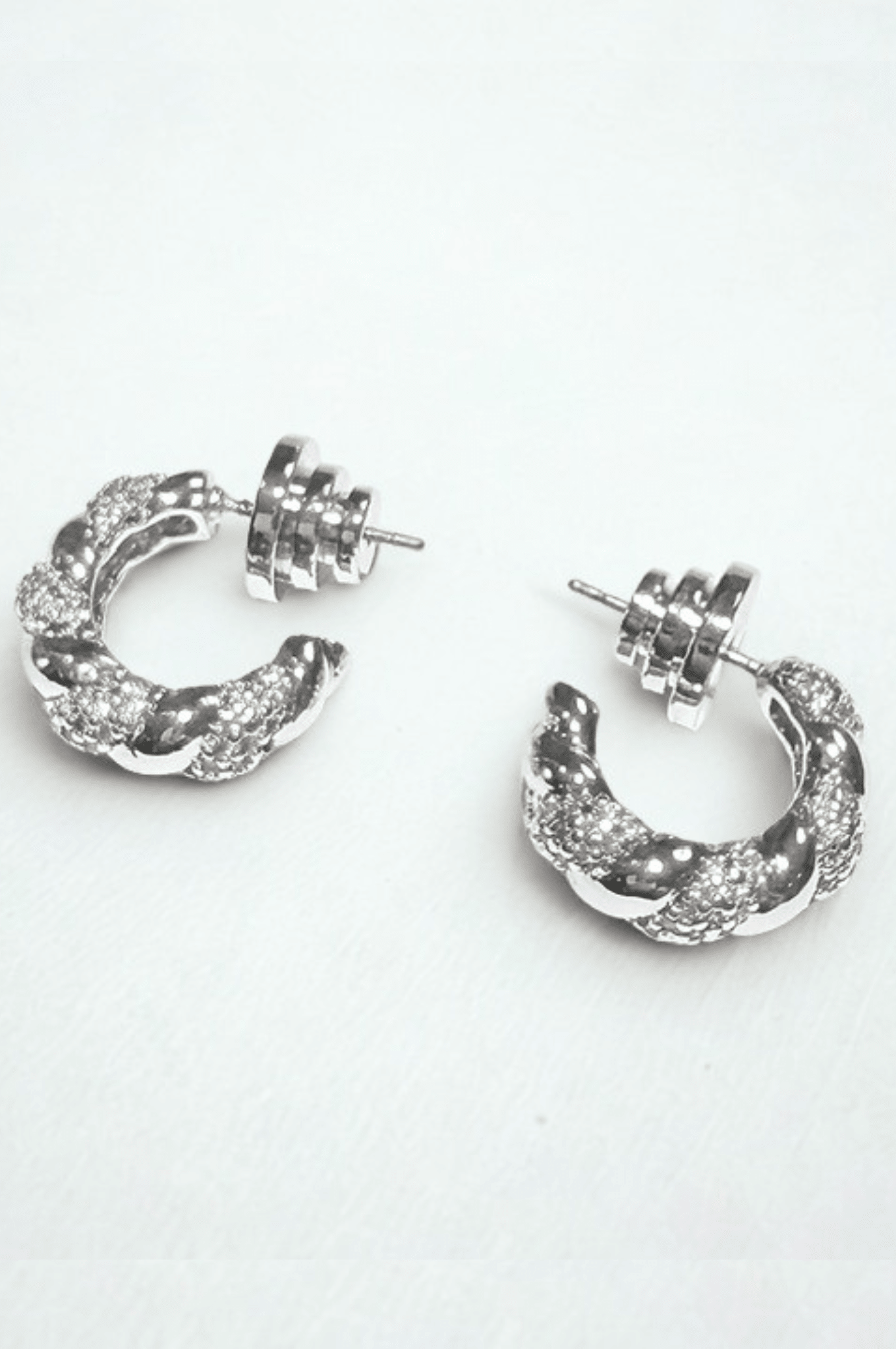 Lara & Ela | Halo Earrings - Lara & Ela