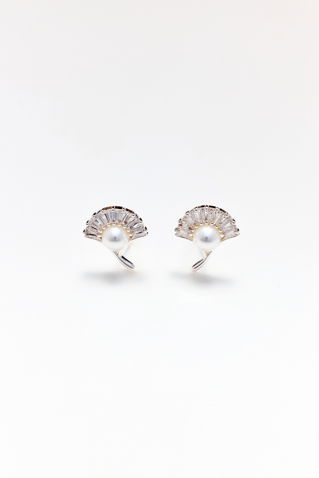 Lara & Ela | Lady Palm Earrings - Lara & Ela