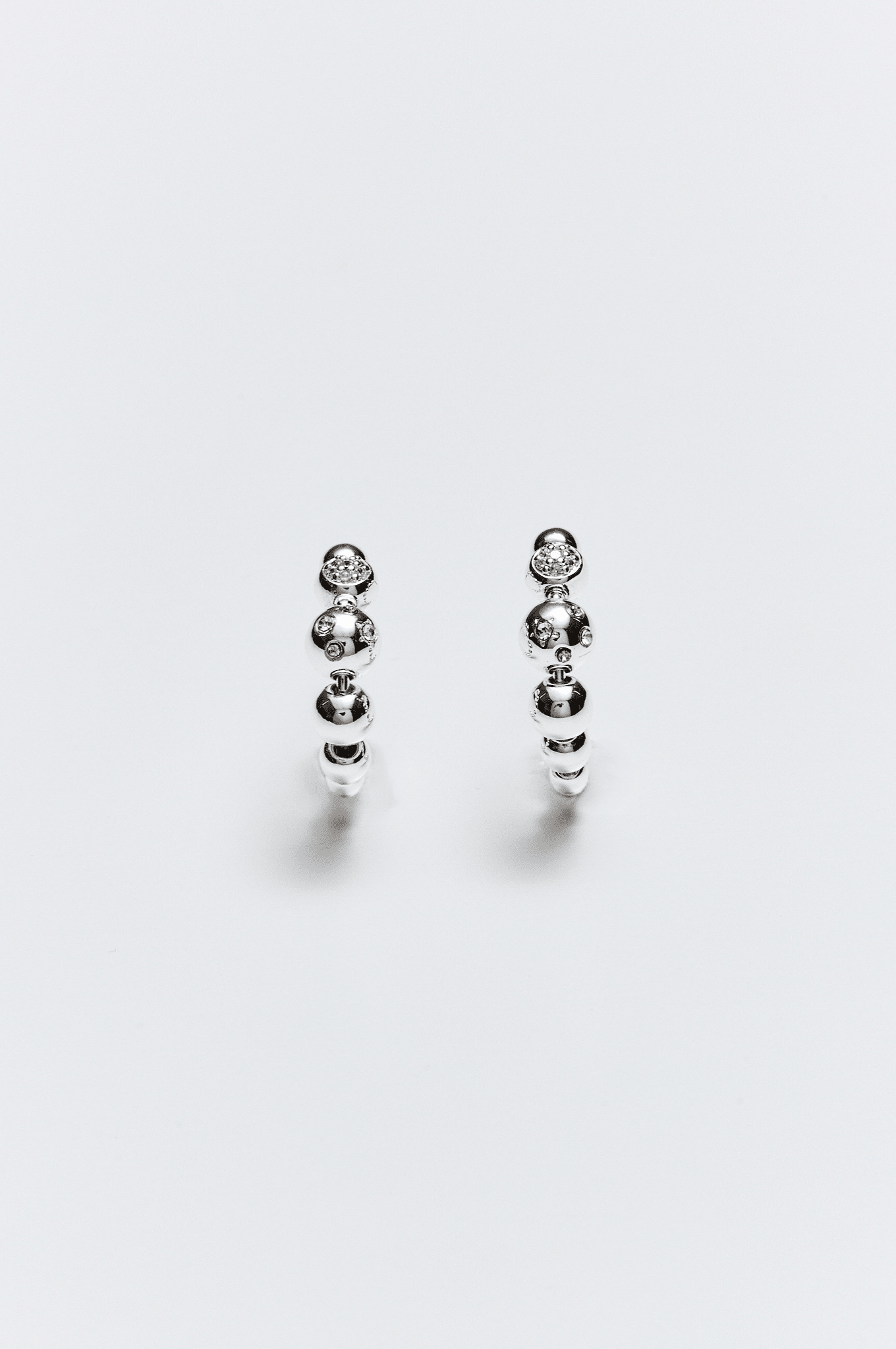 Lara & Ela | Don't Be A Stranger Earrings - Lara & Ela