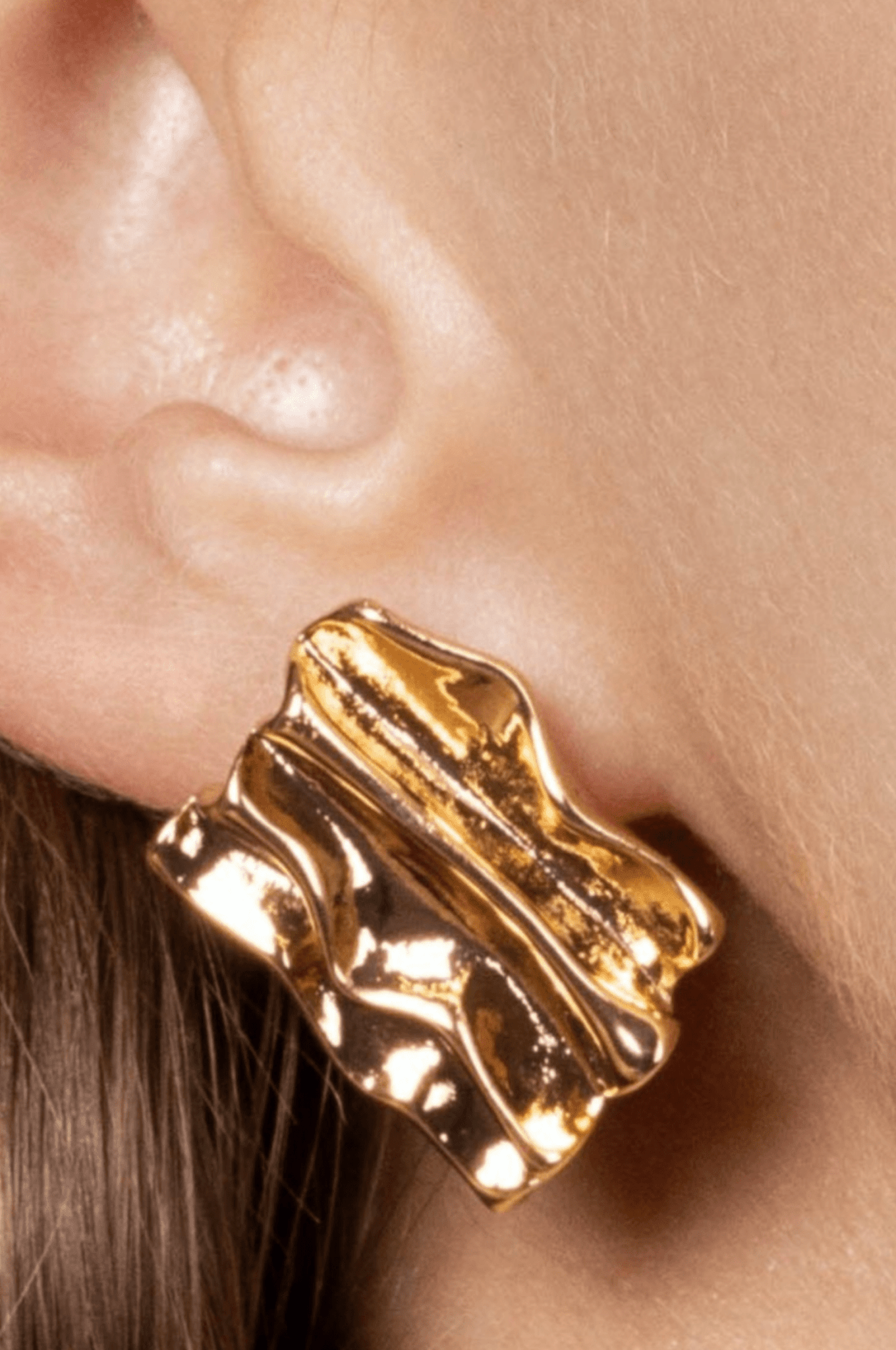 Lara & Ela | The Gilded Fold Gold Earrings - Lara & Ela