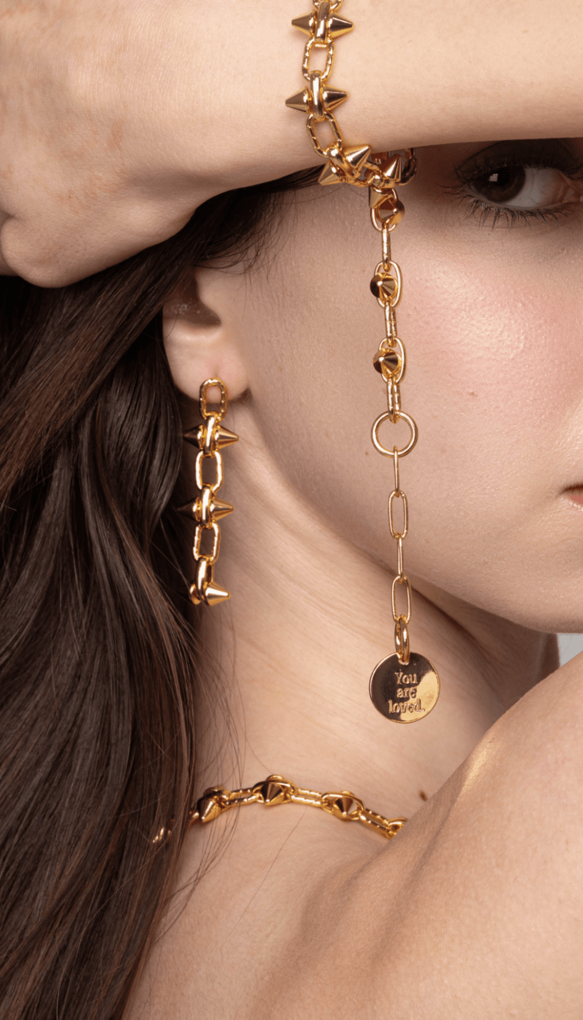 Lara & Ela | Madonna Necklace - Lara & Ela
