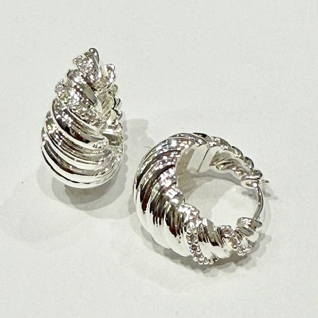 Lara & Ela | Alpha Silver Earrings - Lara & Ela