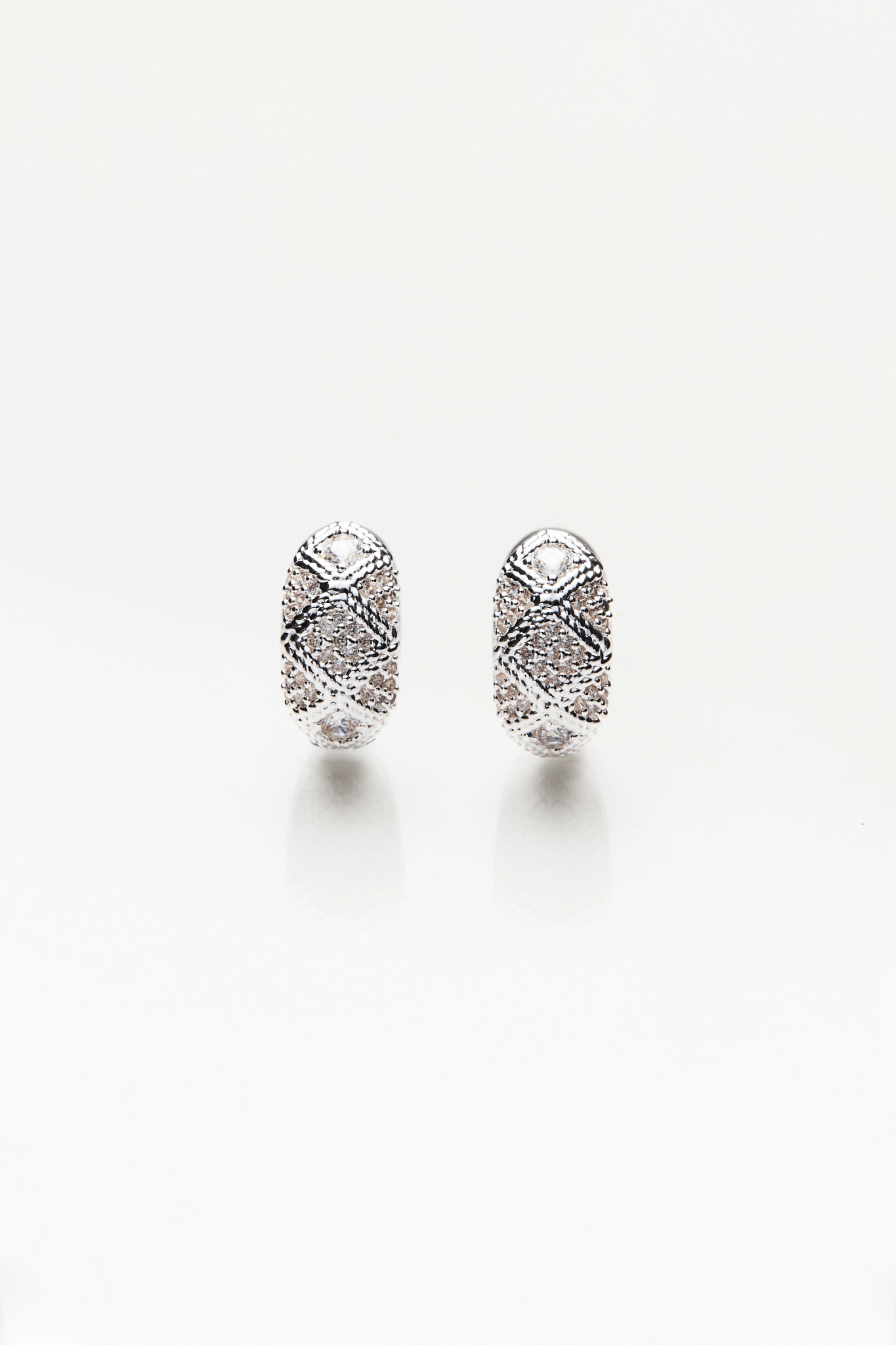 Lara & Ela I Can't Help Falling In Love Earrings - Lara & Ela