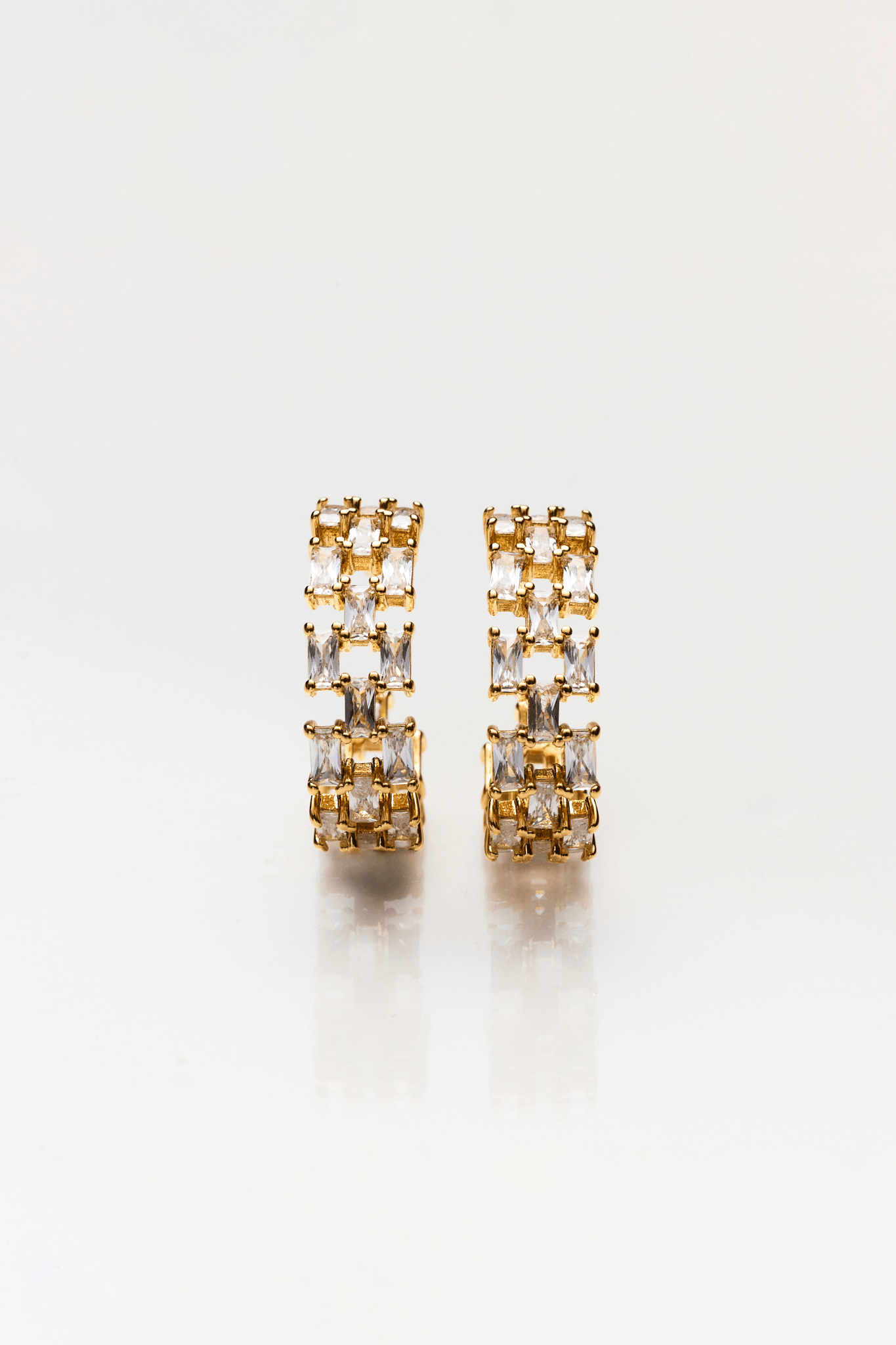 Lara & Ela I Celestial Beauty Earrings - Lara & Ela
