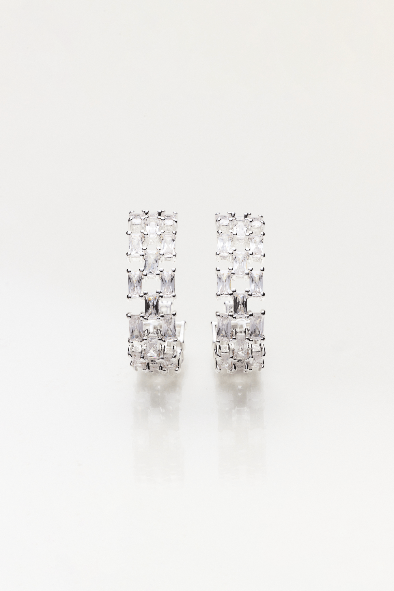 Lara & Ela I Celestial Beauty Earrings - Lara & Ela