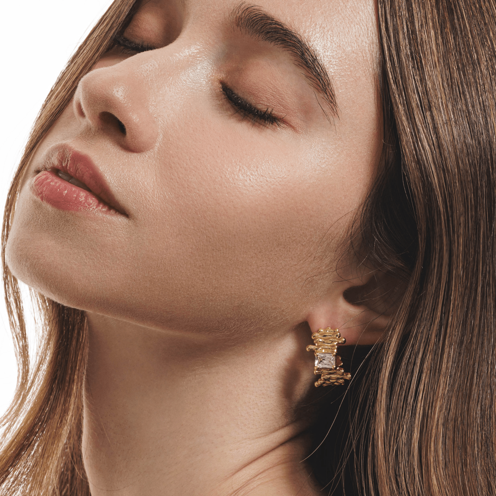 Lara & Ela | Daisy Gold Earrings - Lara & Ela
