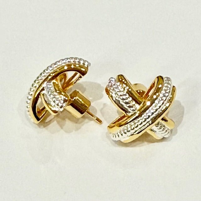 Lara & Ela | Delta Gold Earrings - Lara & Ela