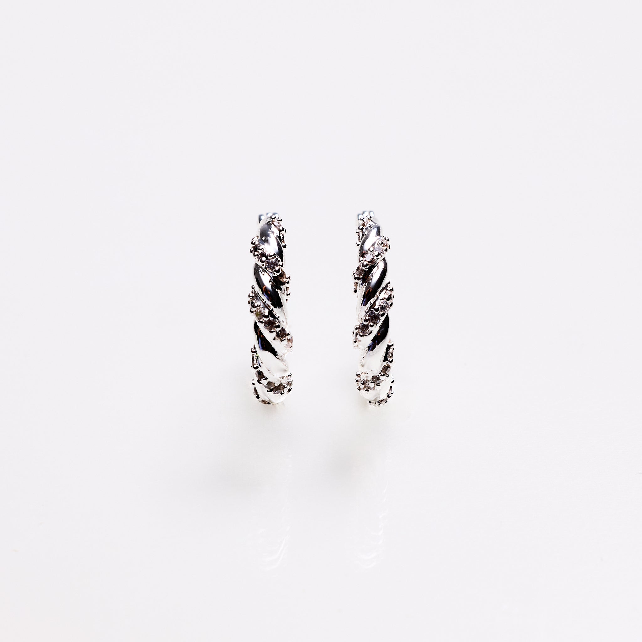 Lara & Ela I Endless Love Silver Earrings - Lara & Ela