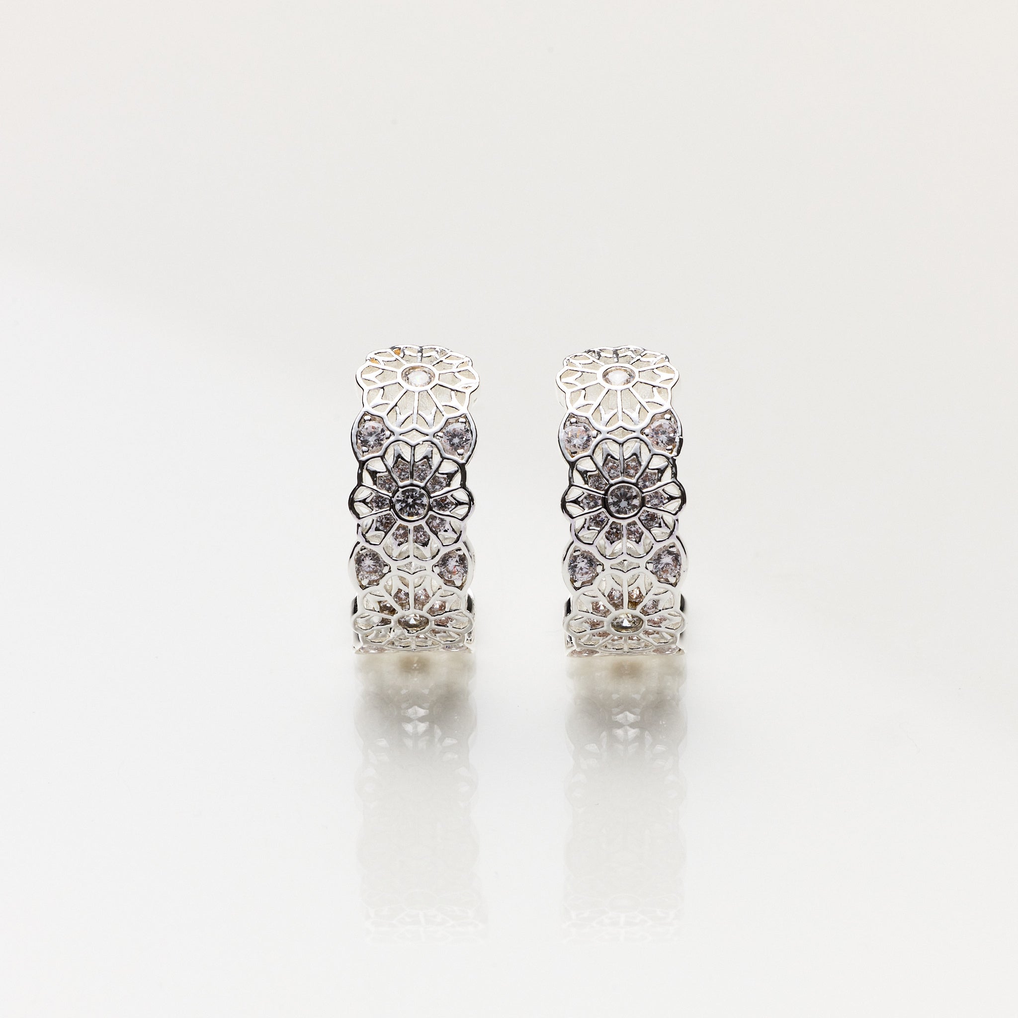 Lara & Ela | Fortuitous Silver Earrings - Lara & Ela