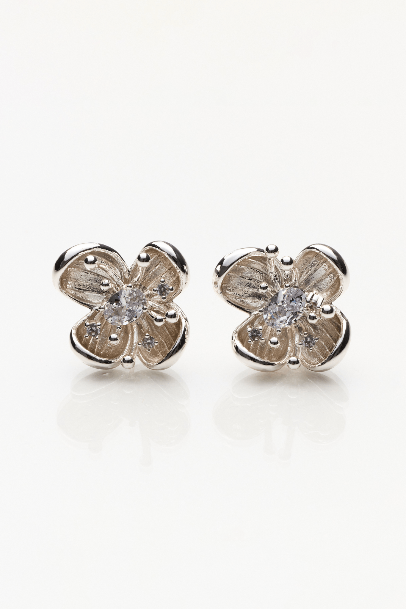 Lara & Ela | Hannah Earrings - Lara & Ela