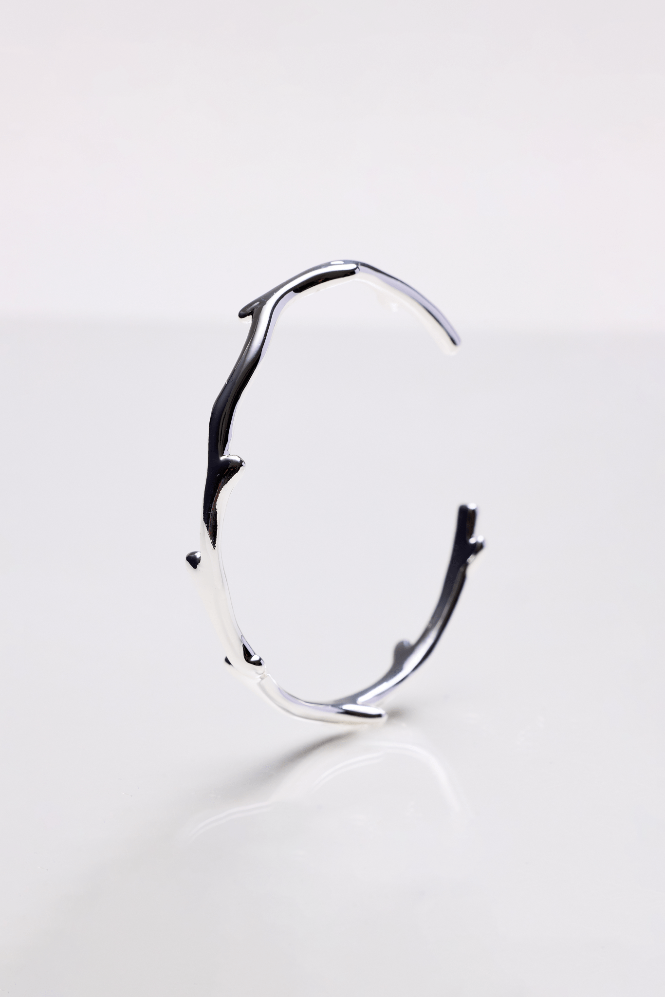 Lara & Ela | Head Over Heels Bangle - Lara & Ela