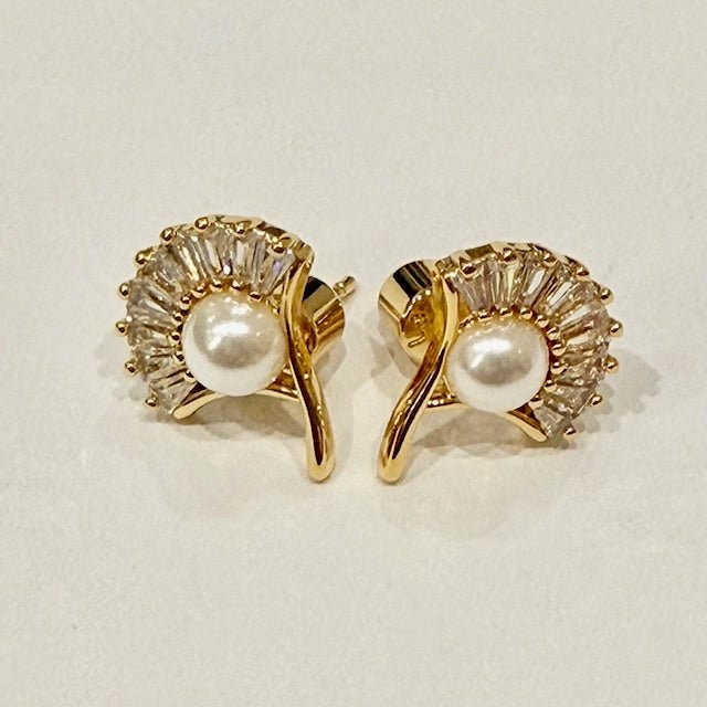 Lara & Ela | Lady Palm Gold Earrings - Lara & Ela