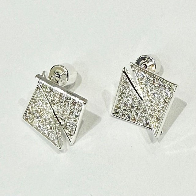 Lara & Ela | Pyramid Rising Silver Earrings - Lara & Ela