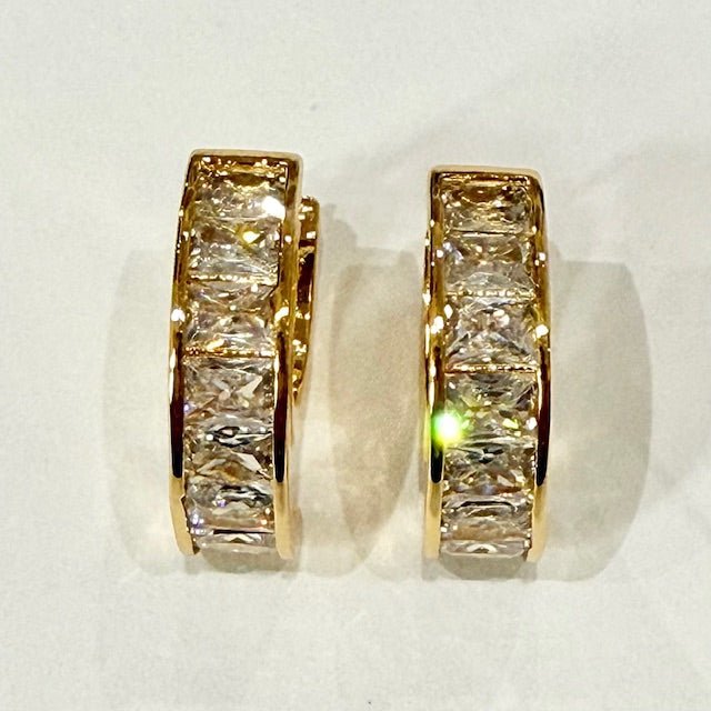 Lara & Ela | Bedrock Gold Earrings - Lara & Ela