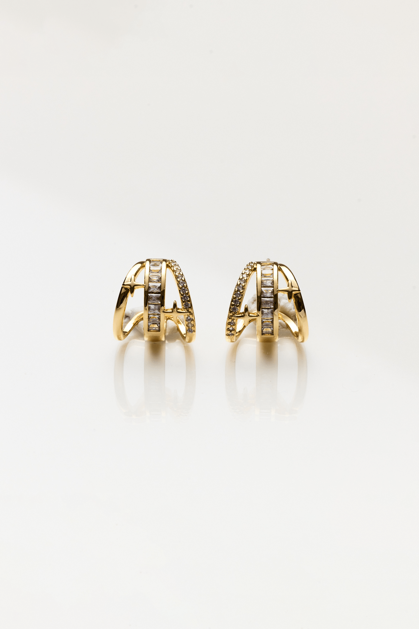 Lara & Ela | It's You Earrings - Lara & Ela