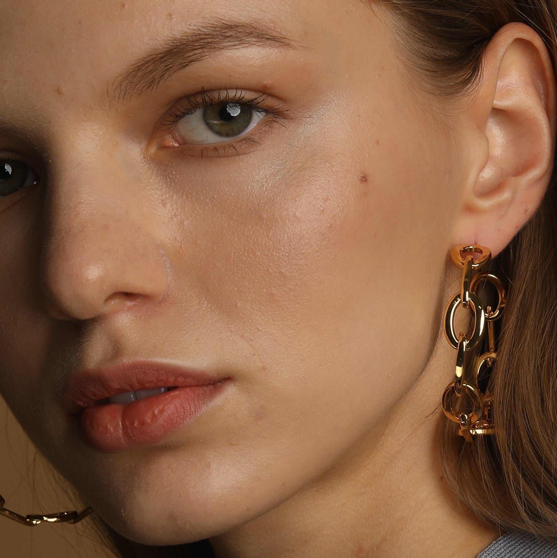 Lara & Ela | Dorothy Gold Earrings - Lara & Ela