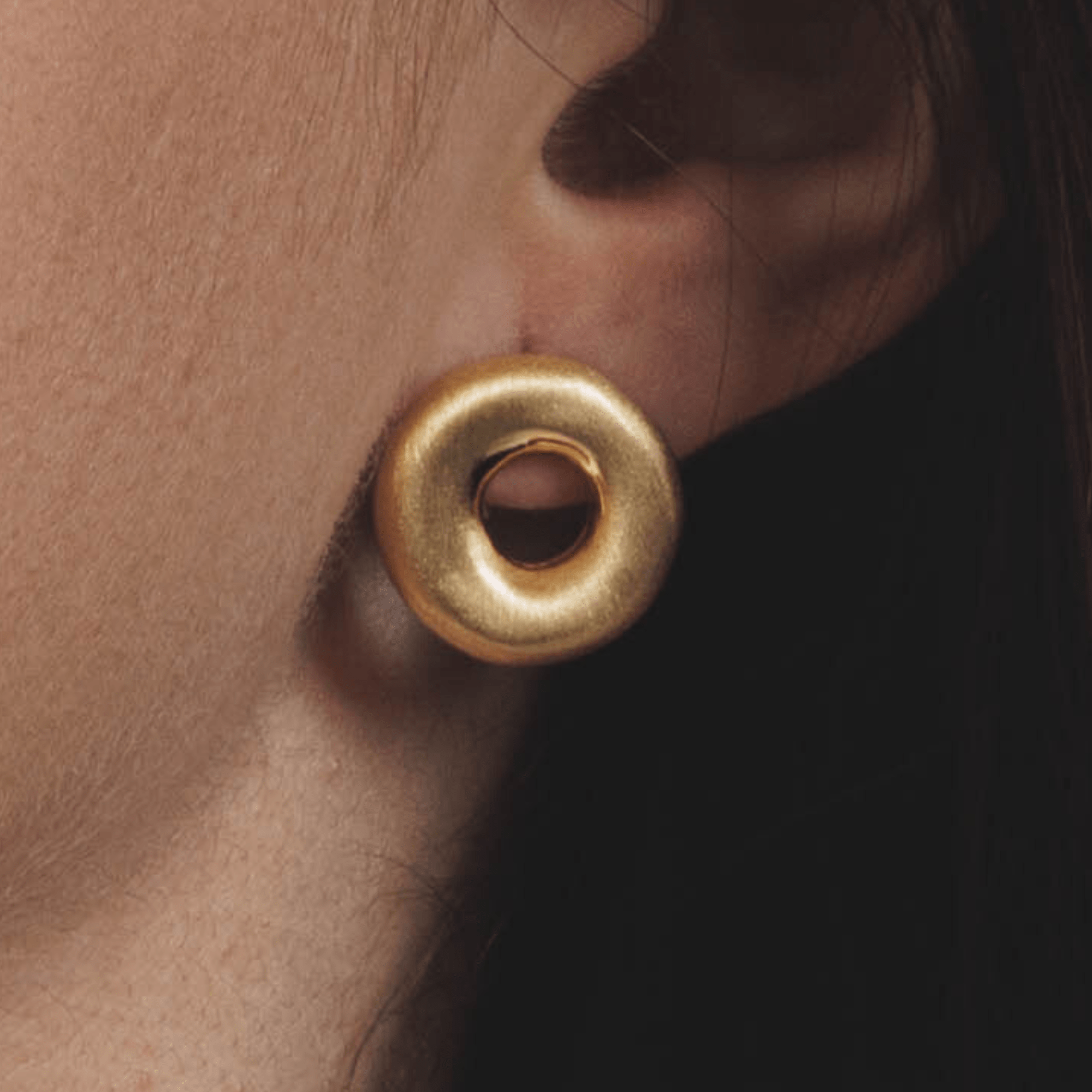 Lara & Ela | Love Makes The World Go Round Gold Earrings - Lara & Ela