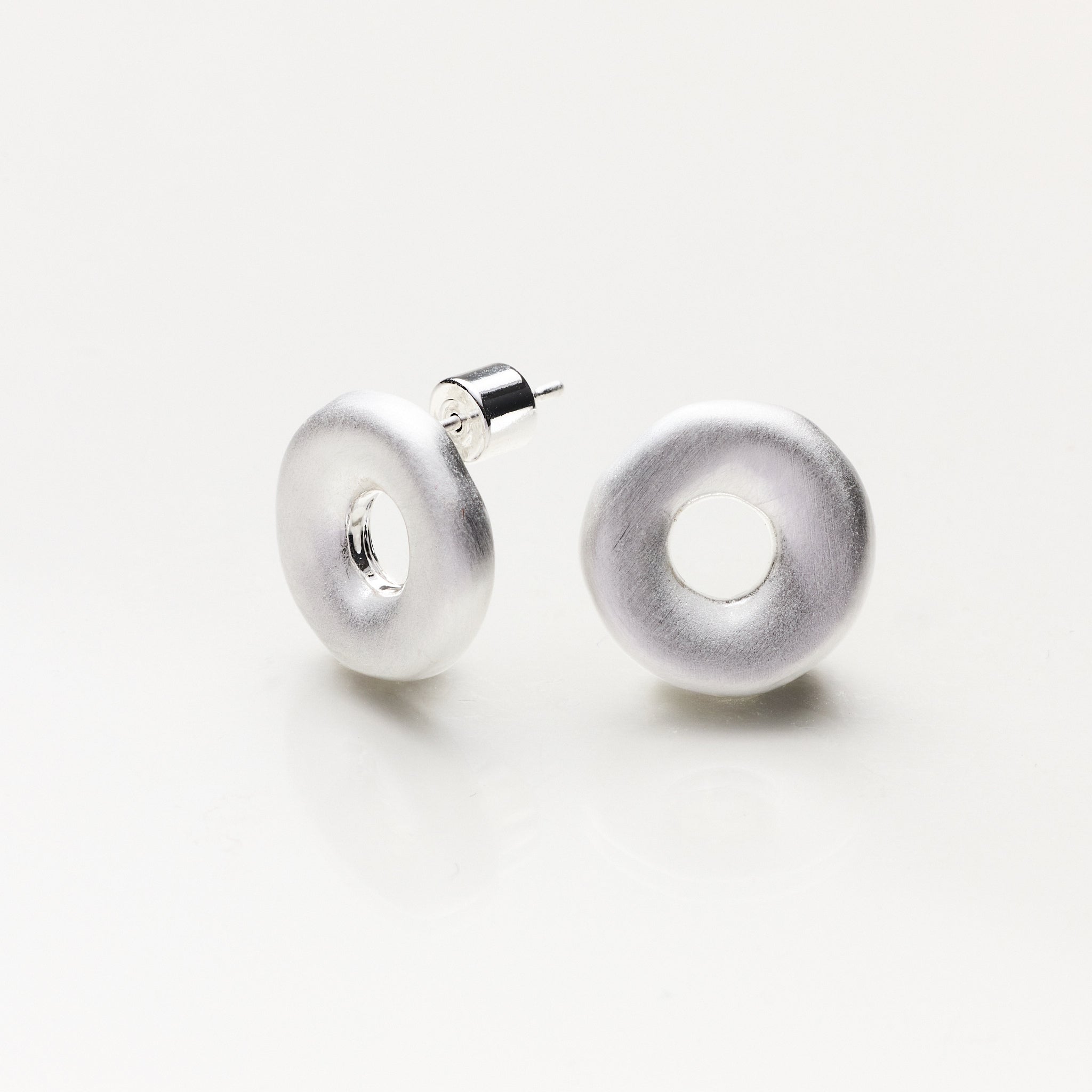 Lara & Ela | Love Makes The World Go Round Silver Earrings - Lara & Ela
