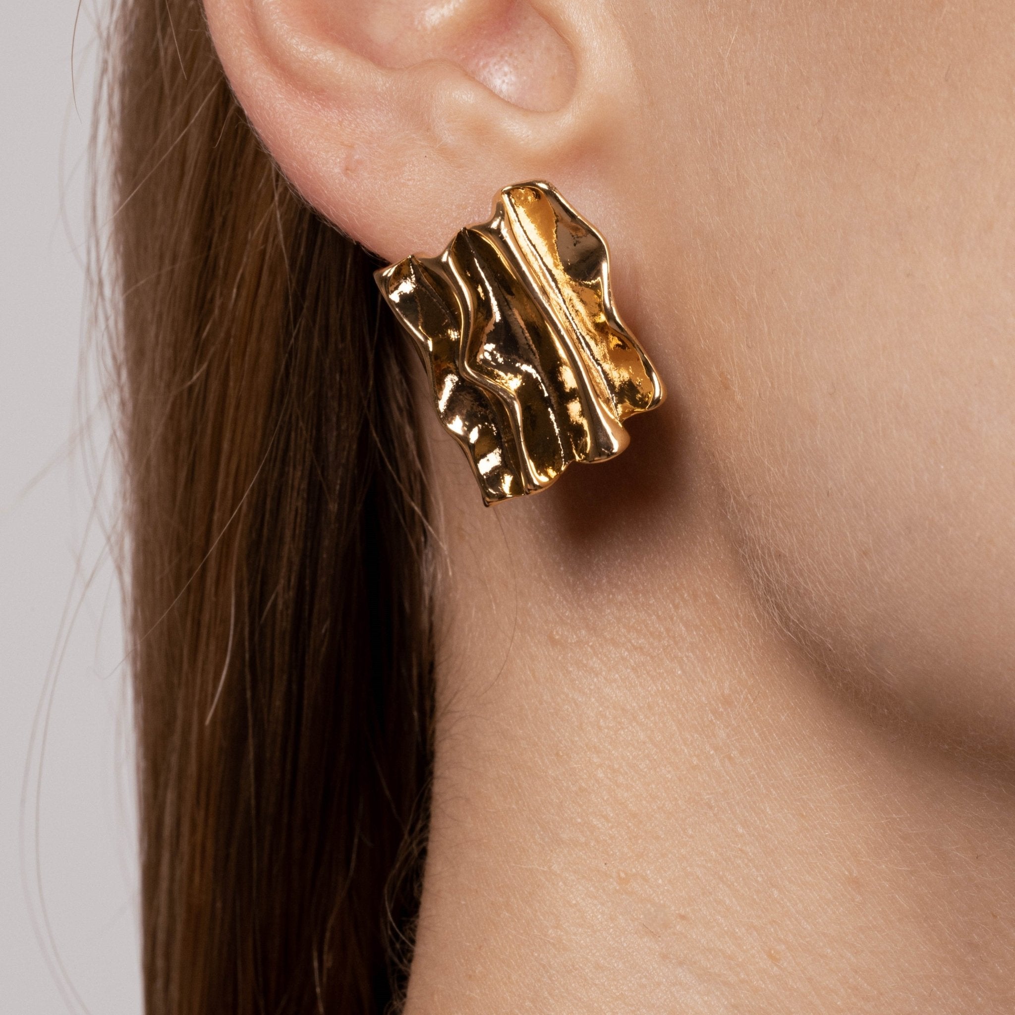 Lara & Ela | The Gilded Fold Gold Earrings - Lara & Ela