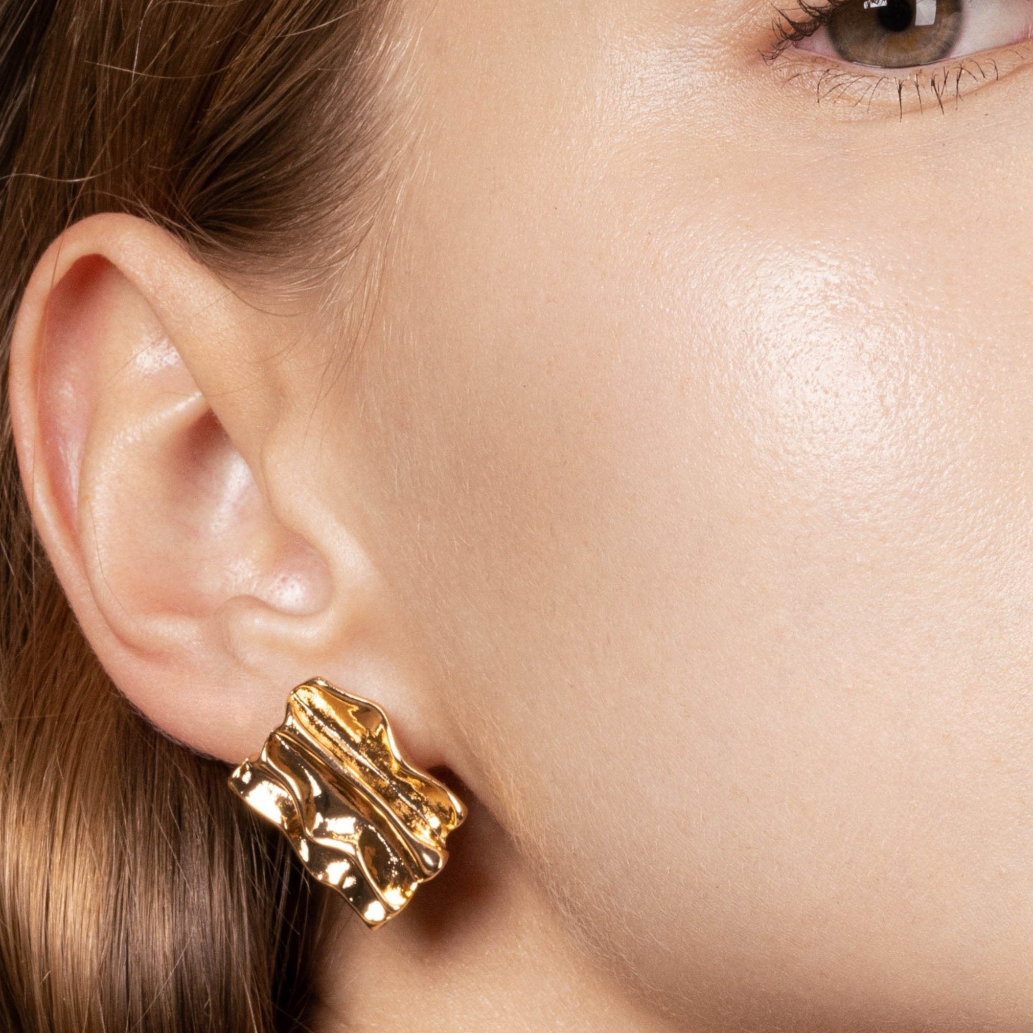 Lara & Ela | The Gilded Fold Gold Earrings - Lara & Ela