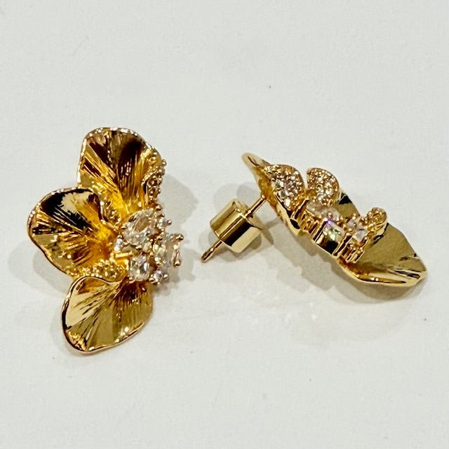 Lara & Ela | Mu Gold Earrings - Lara & Ela