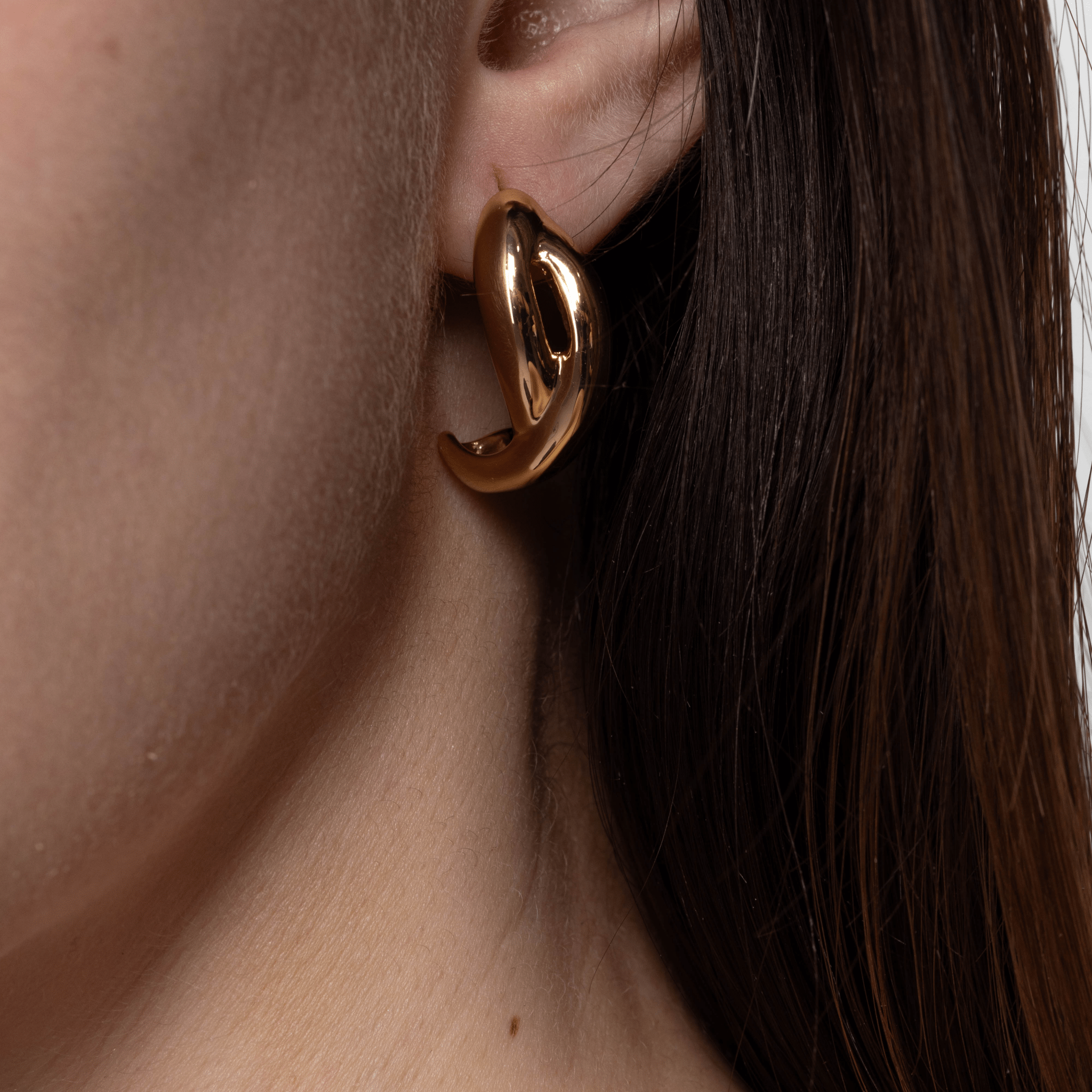 Lara & Ela | Niki Gold Earrings - Lara & Ela