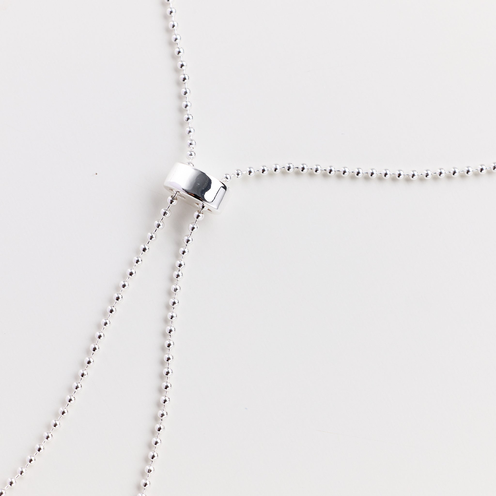 Lara & Ela | Now You See Me Silver Necklace - Lara & Ela