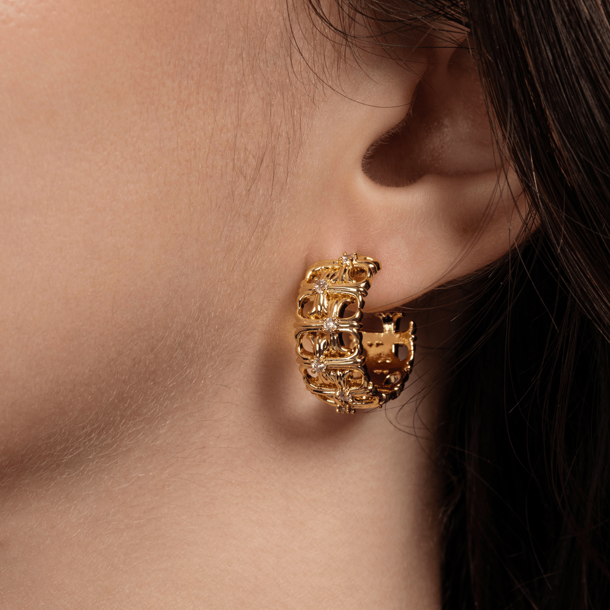 Lara & Ela | OOTD Gold Earrings - Lara & Ela