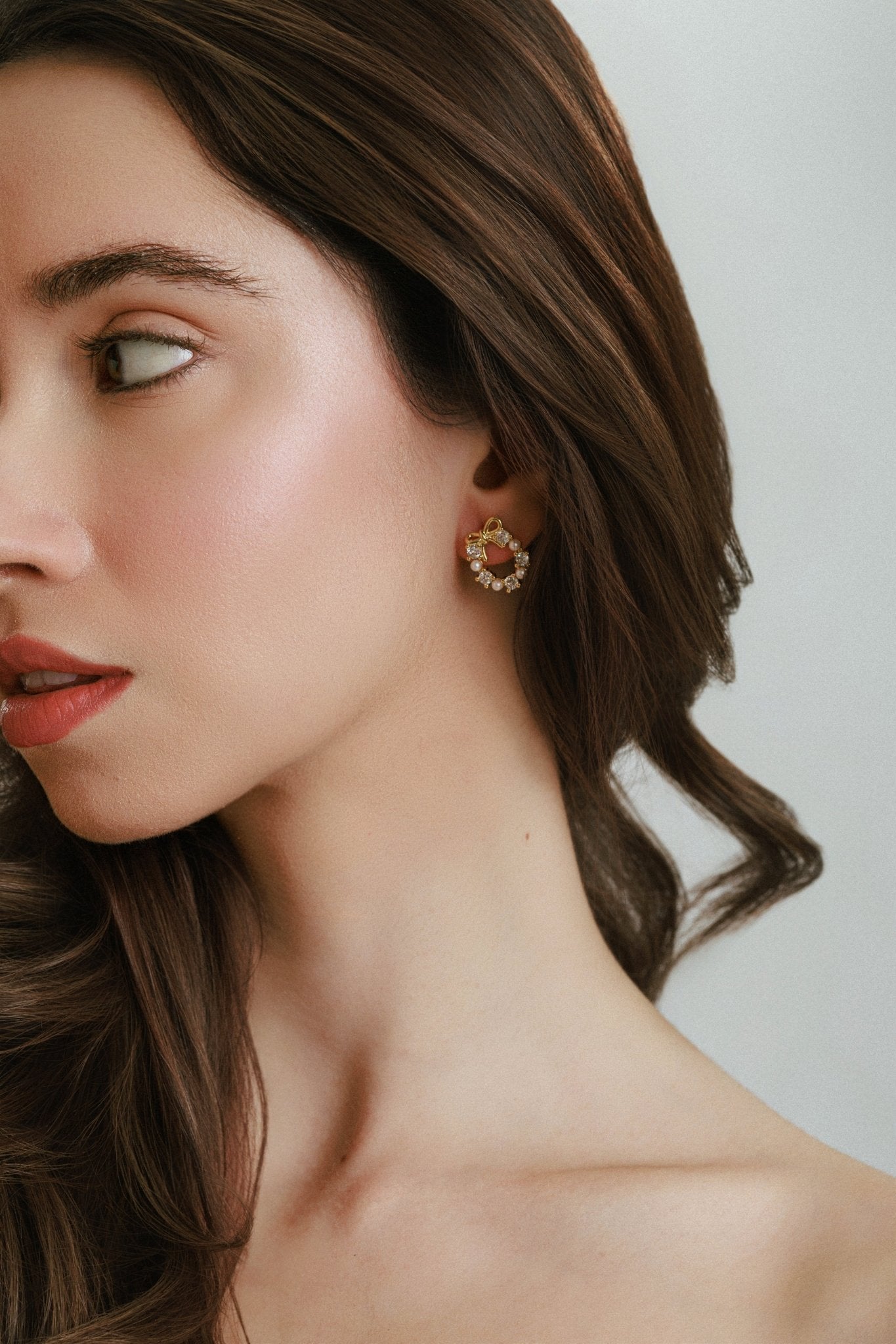 Lara & Ela | One Earrings - Lara & Ela