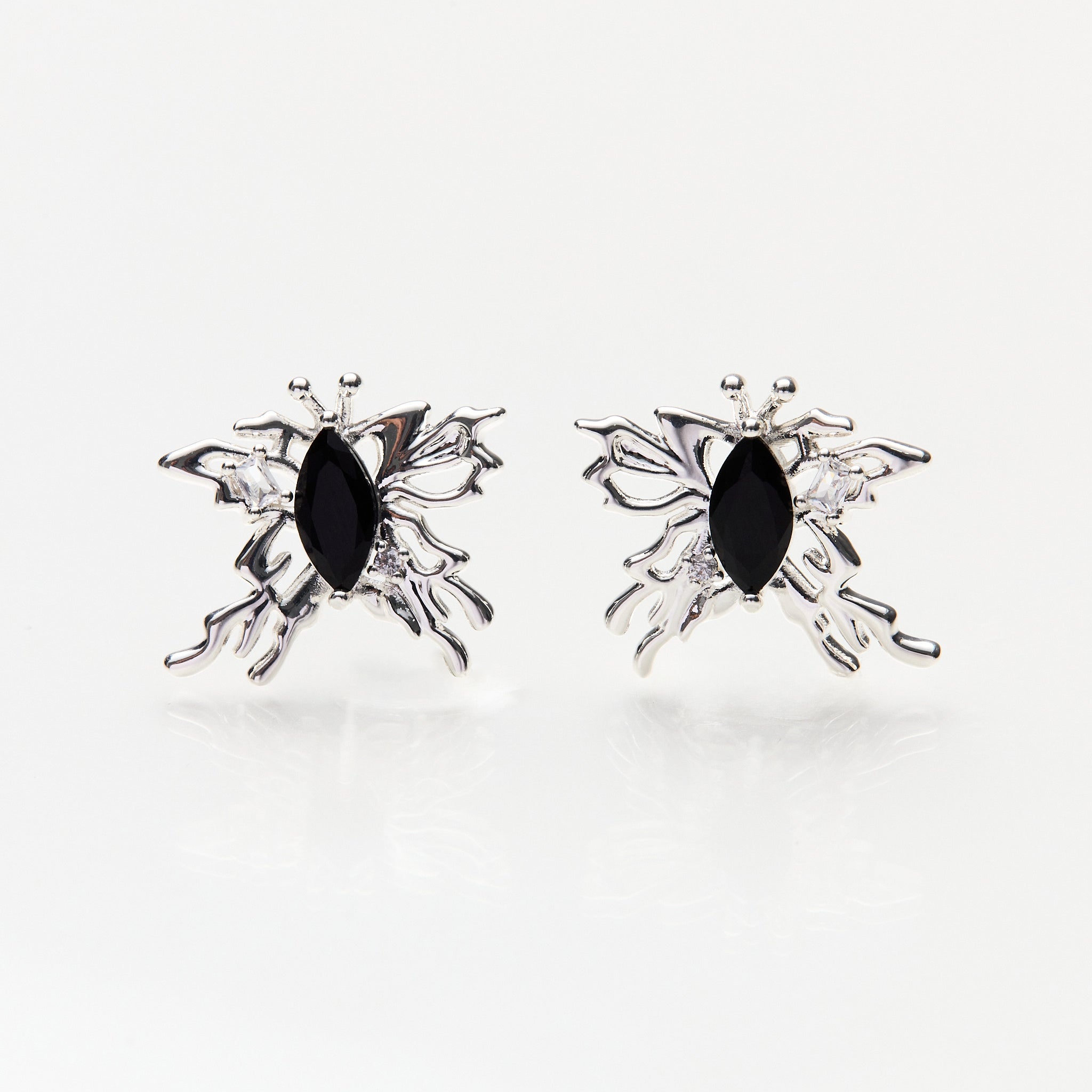 Lara & Ela | Papillon Silver Earrings - Lara & Ela