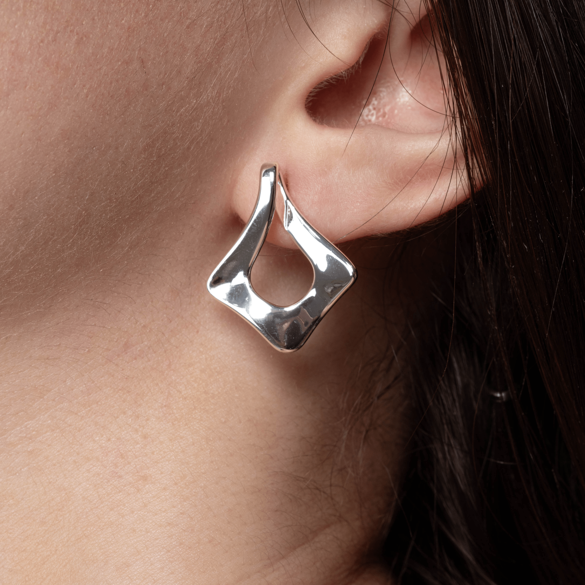 Lara & Ela | Pinwheel Silver Earrings - Lara & Ela