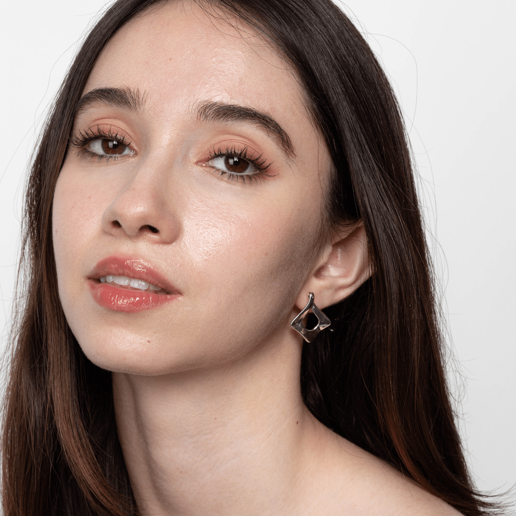 Lara & Ela | Pinwheel Silver Earrings - Lara & Ela