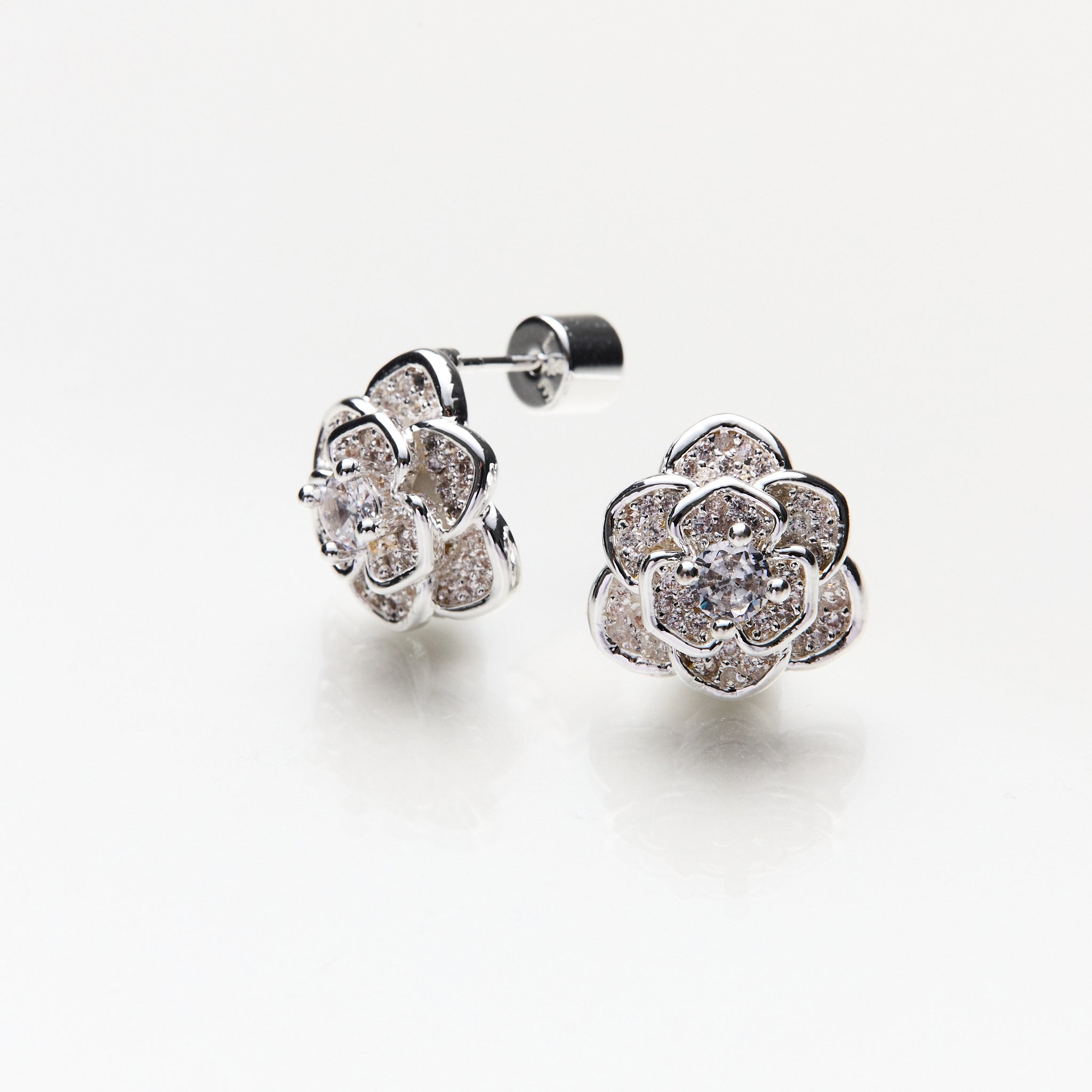 Lara & Ela | Popcorn Silver Earrings - Lara & Ela