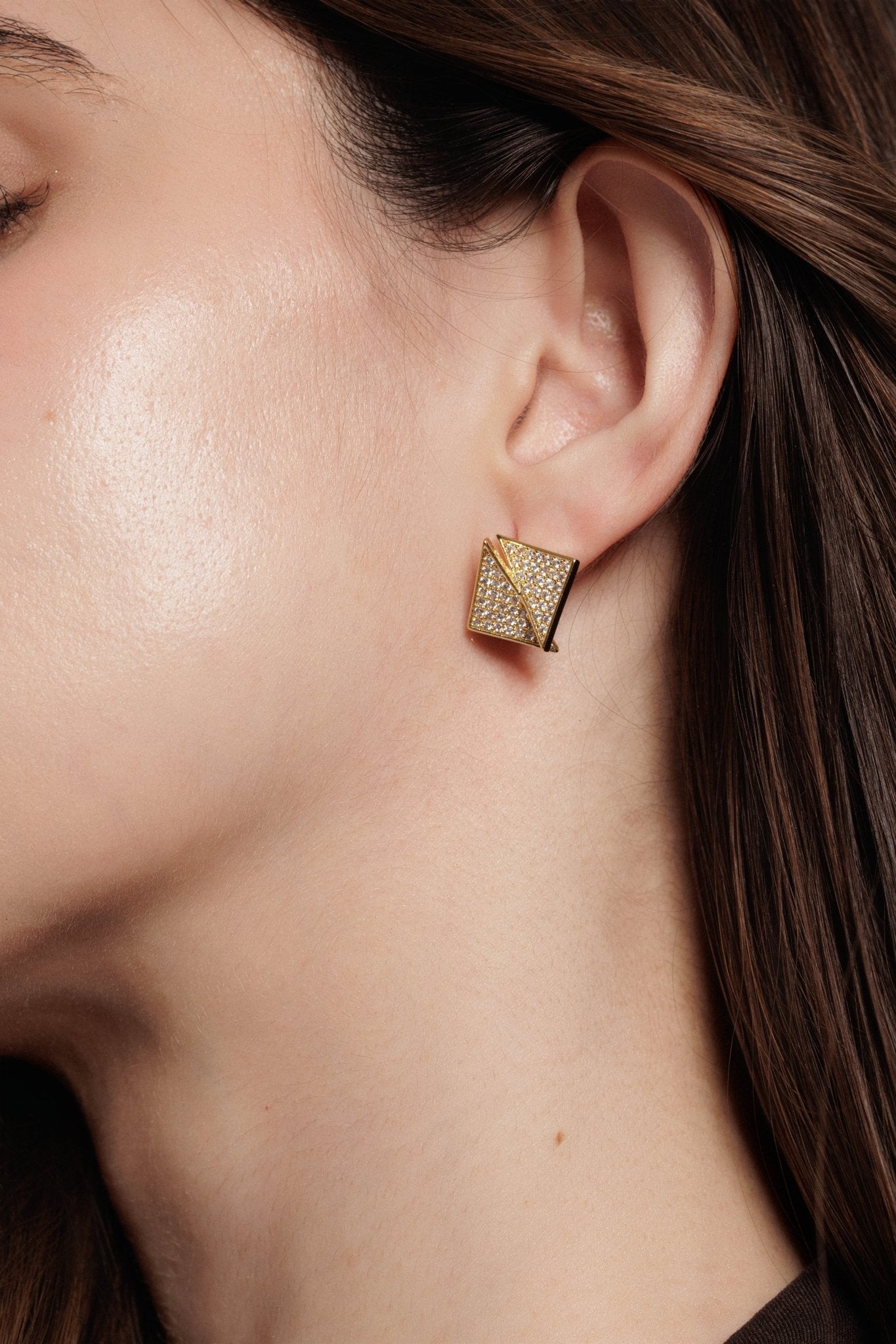 Lara & Ela | Pyramid Rising Earrings - Lara & Ela