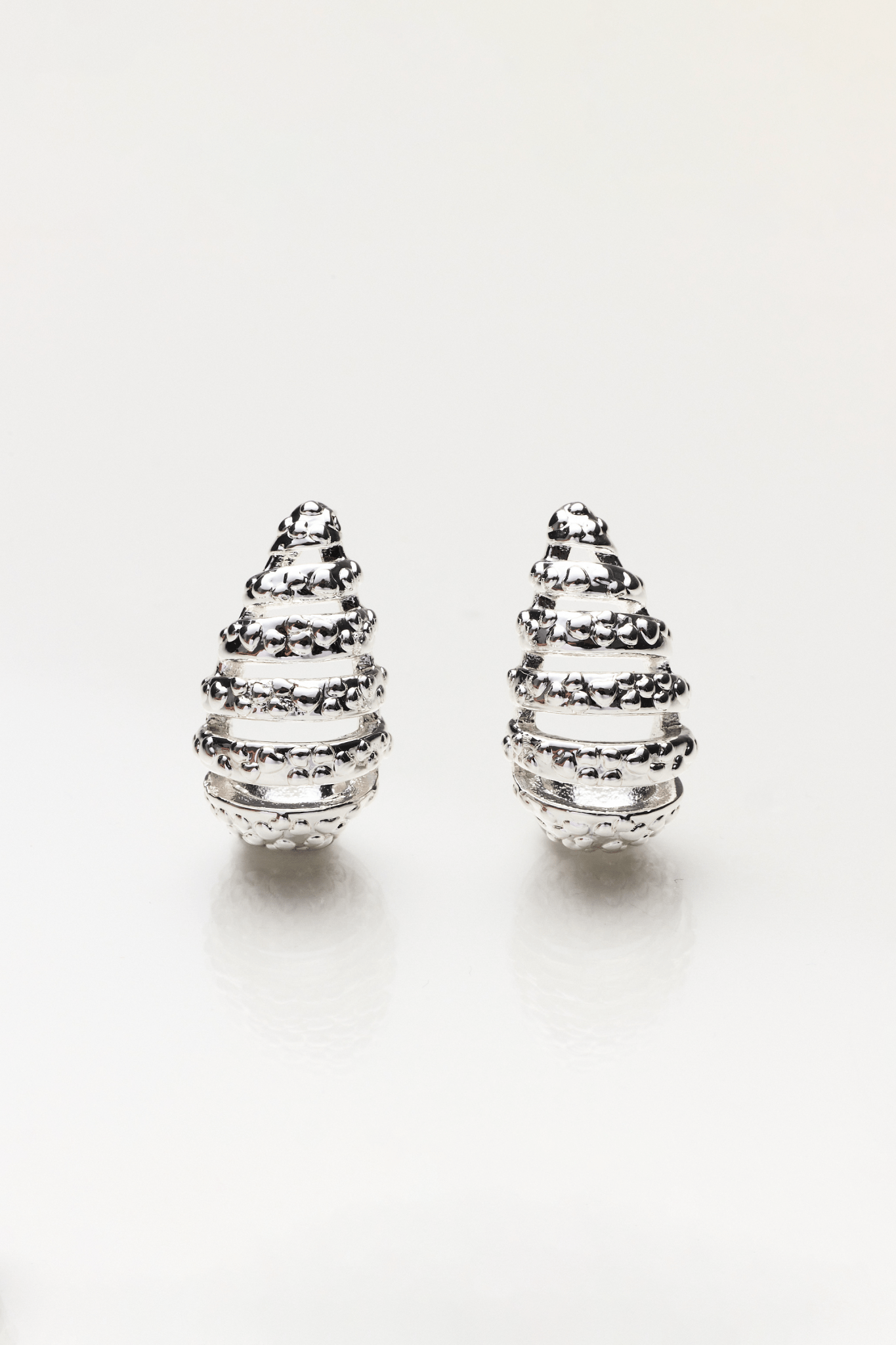 Lara & Ela | Queen B Earrings - Lara & Ela