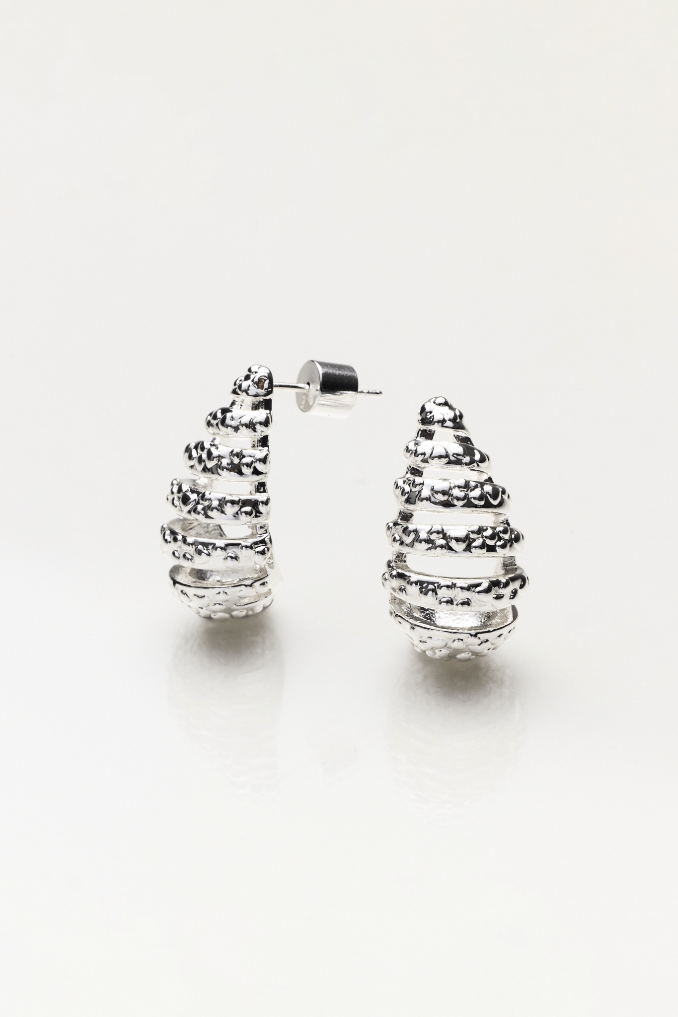 Lara & Ela | Queen B Earrings - Lara & Ela