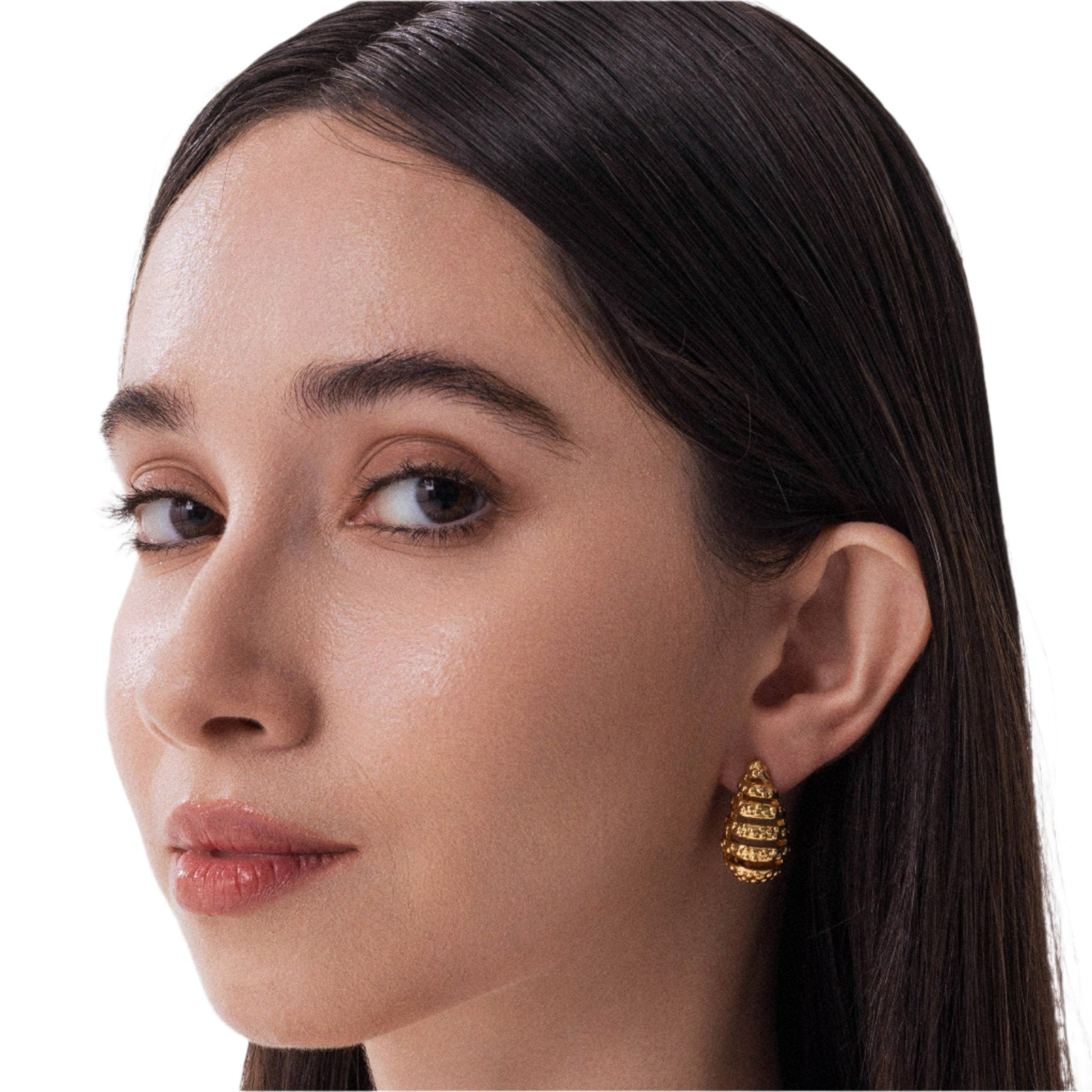Lara & Ela | Queen B Gold Earrings - Lara & Ela