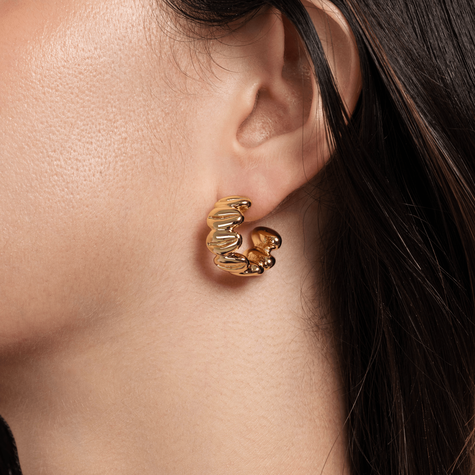 Lara & Ela | Serenity Gold Earrings - Lara & Ela