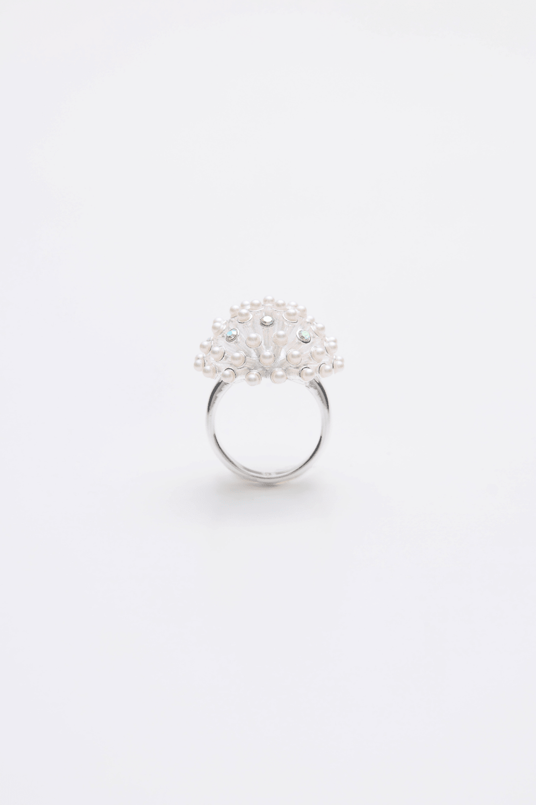 Lara & Ela | Six Seven Ring - Lara & Ela