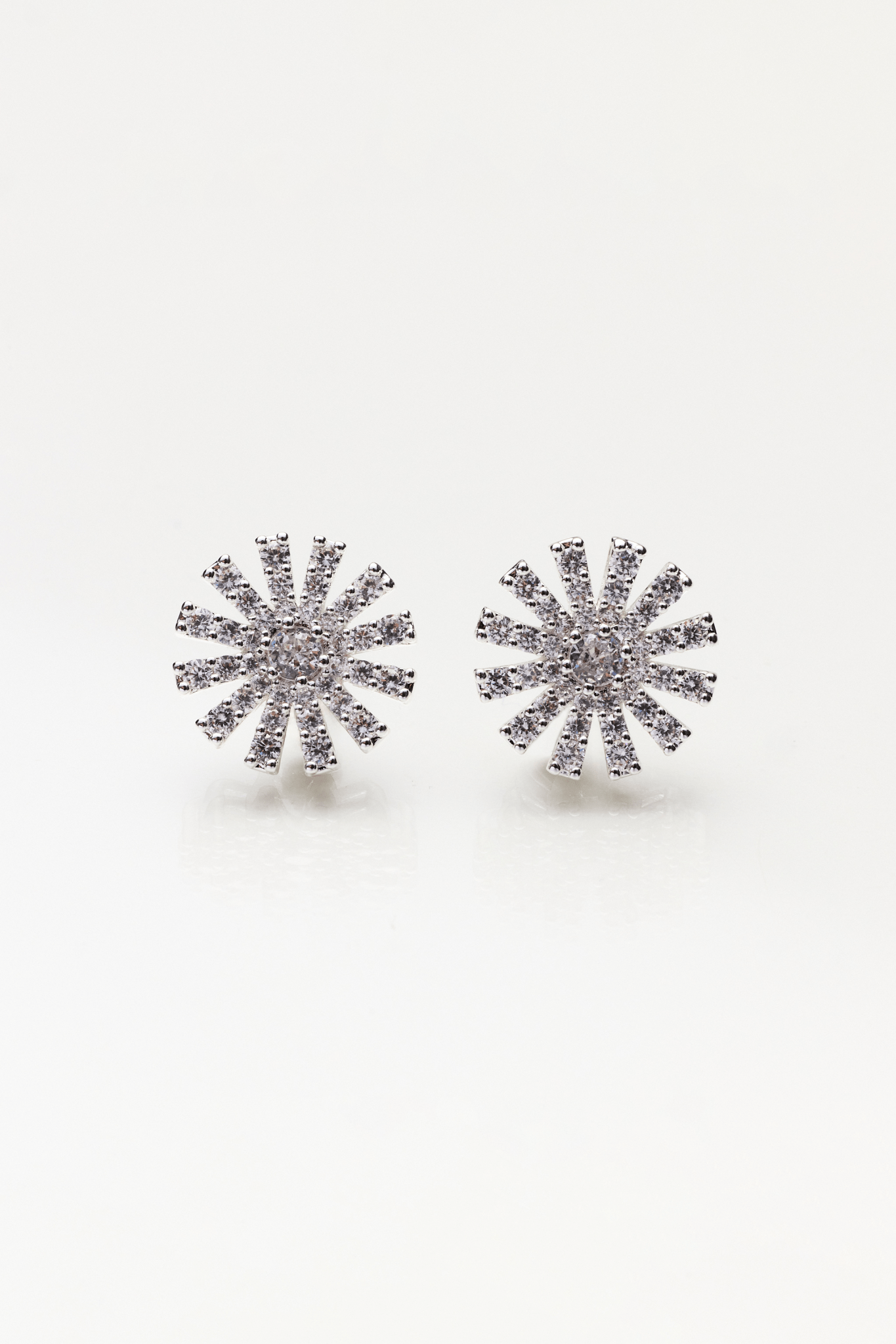 Lara & Ela | Splendor Silver Earrings - Lara & Ela